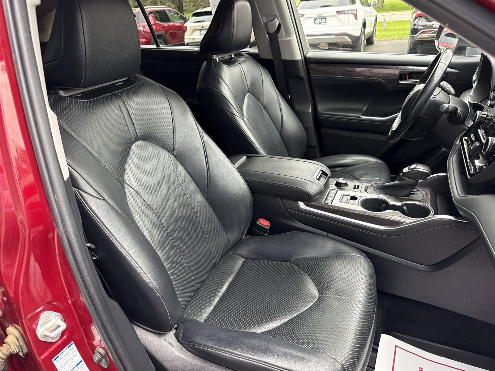 2020 Toyota Highlander Limited at McCandless Ford