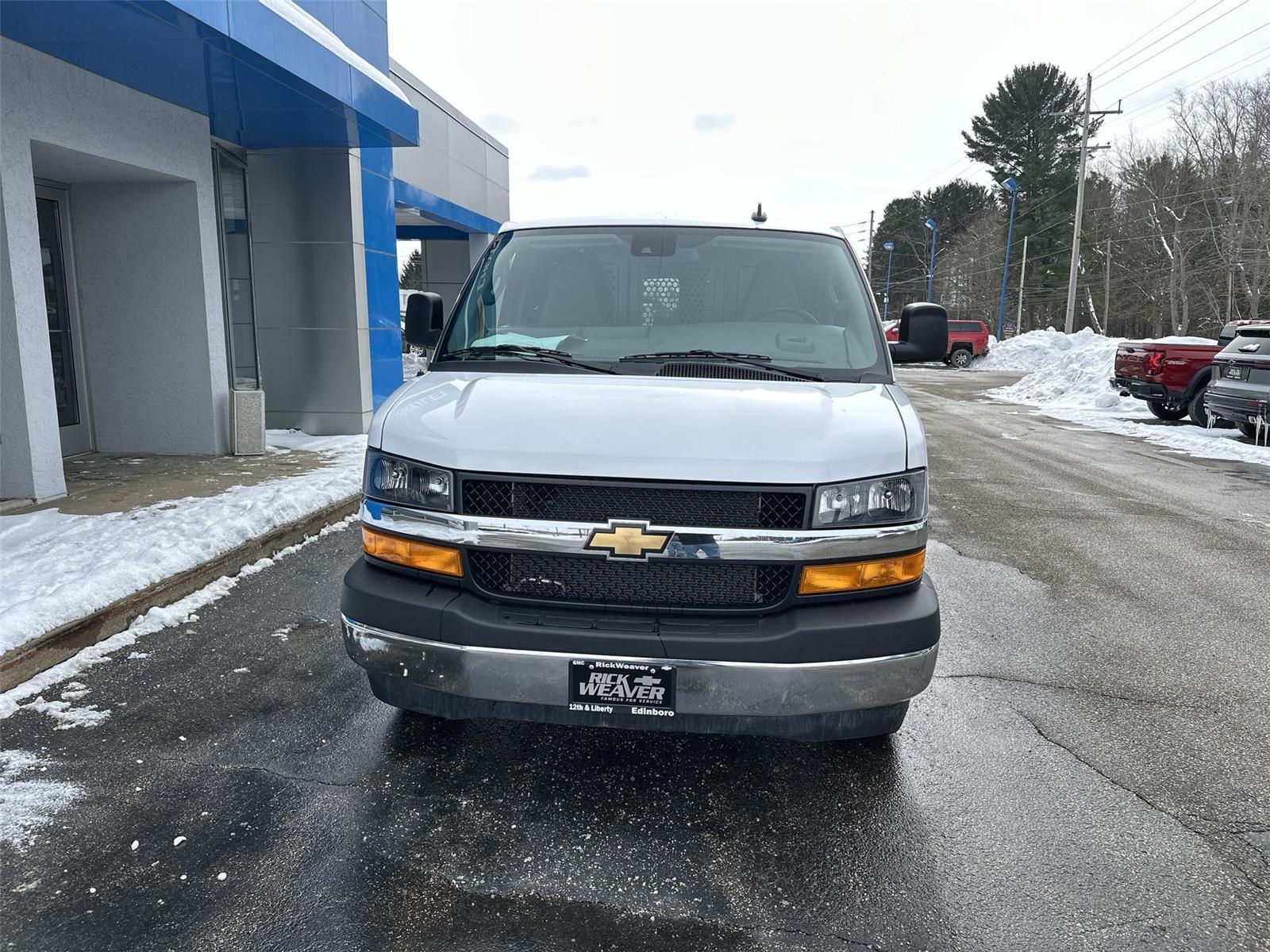 2025 Chevrolet Express Cargo Van RWD 3500 155 - 2