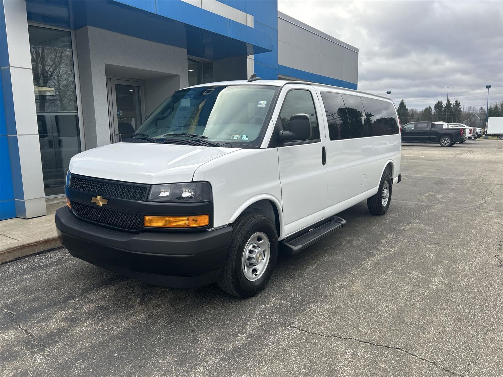 2025 Chevrolet Express Cargo Van RWD 2500 155 - 3