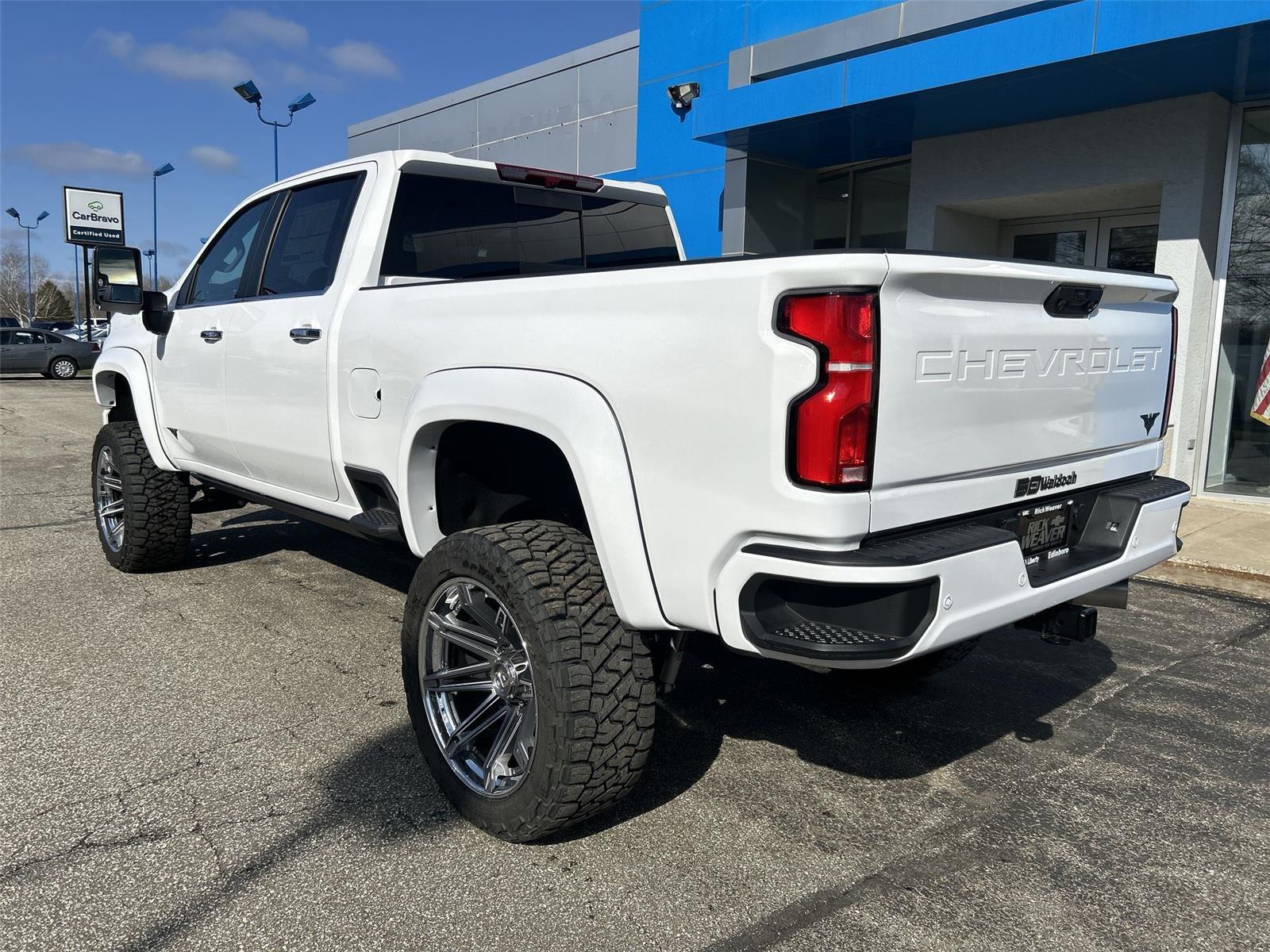 2025 Chevrolet Silverado 2500HD LT - 5