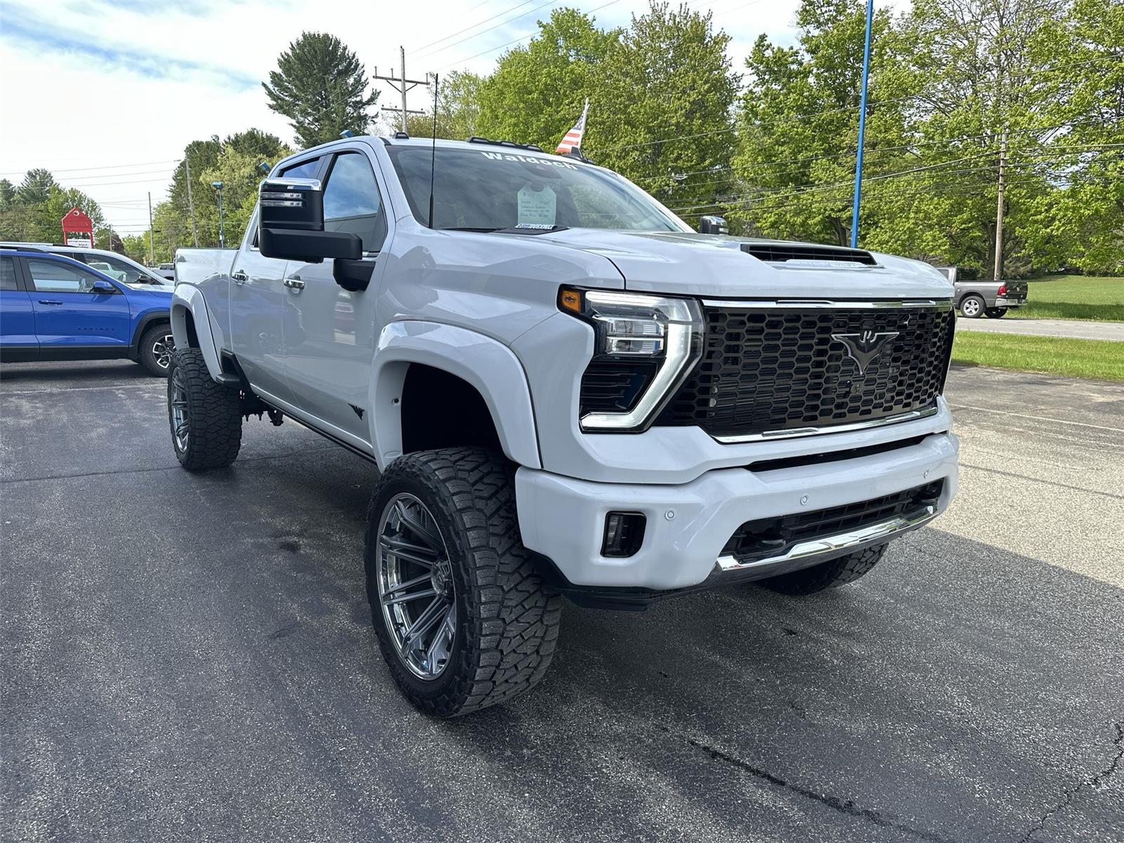 2025 Chevrolet Silverado 2500HD LT - 1