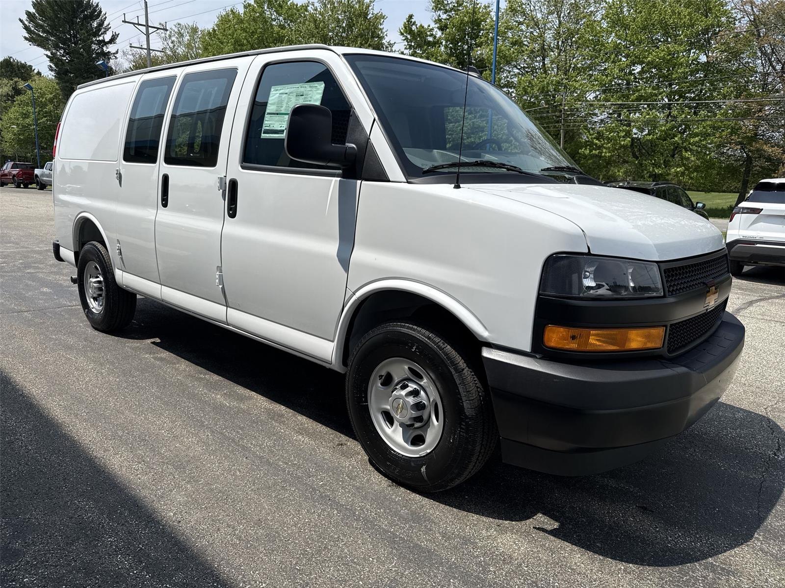 2025 Chevrolet Express Cargo Van RWD 2500 135 - 1