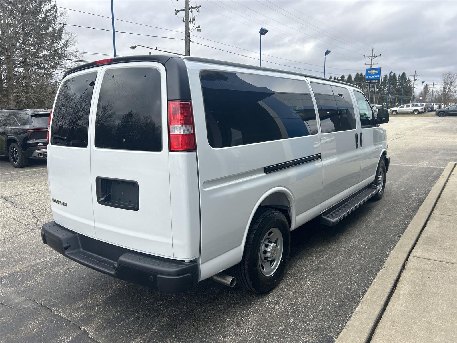 2025 Chevrolet Express Cargo Van RWD 2500 155 - 7