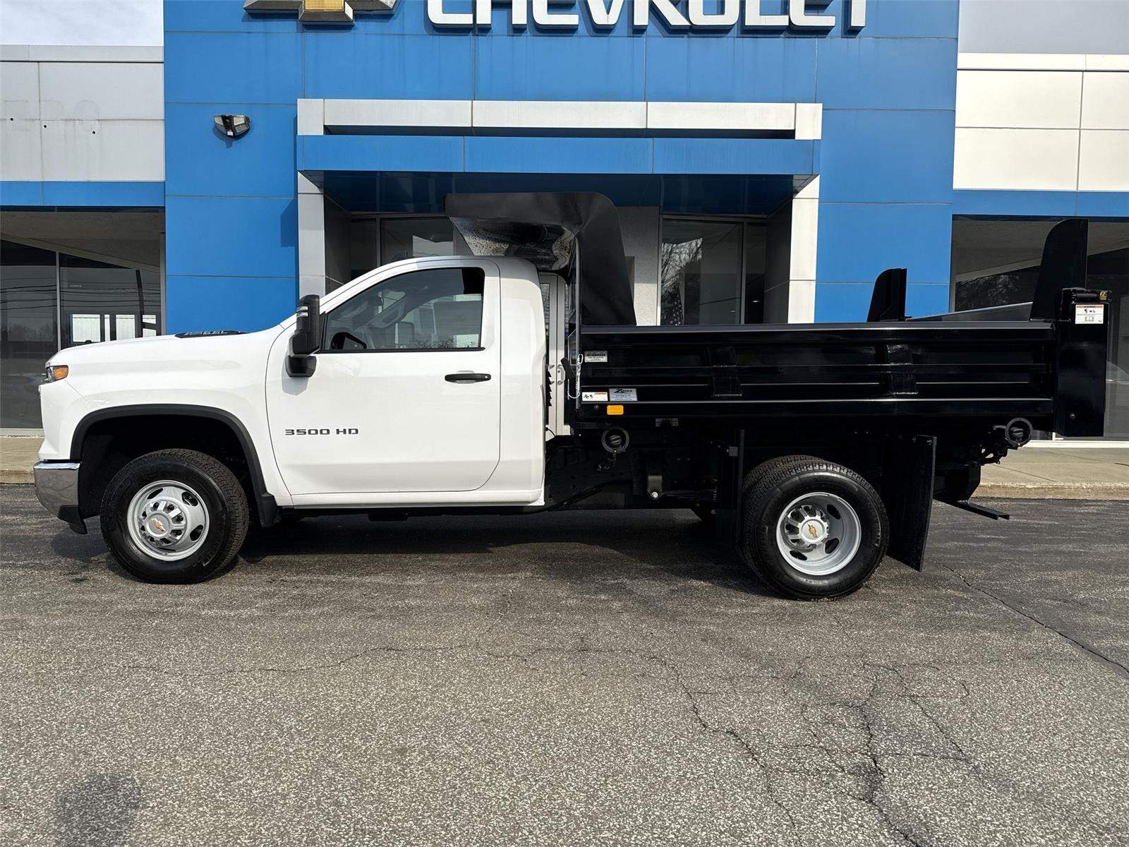 2026 Chevrolet Silverado 3500HD CC Work Truck - 4