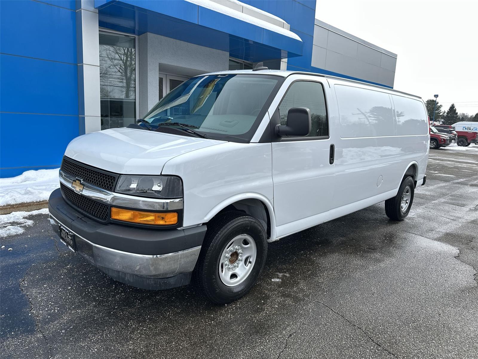 2025 Chevrolet Express Cargo Van RWD 3500 155 - 3