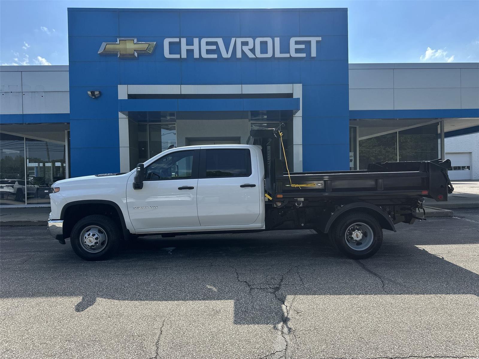 2026 Chevrolet Silverado 3500HD CC Work Truck - 4