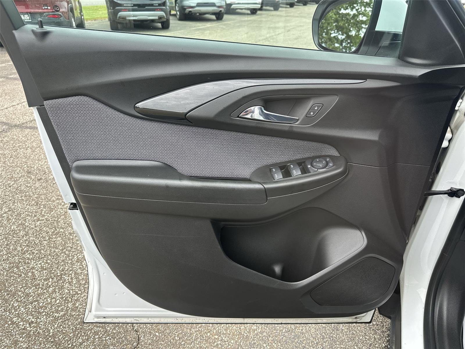 2023 Chevrolet Trailblazer LT at Joe Ball GMC