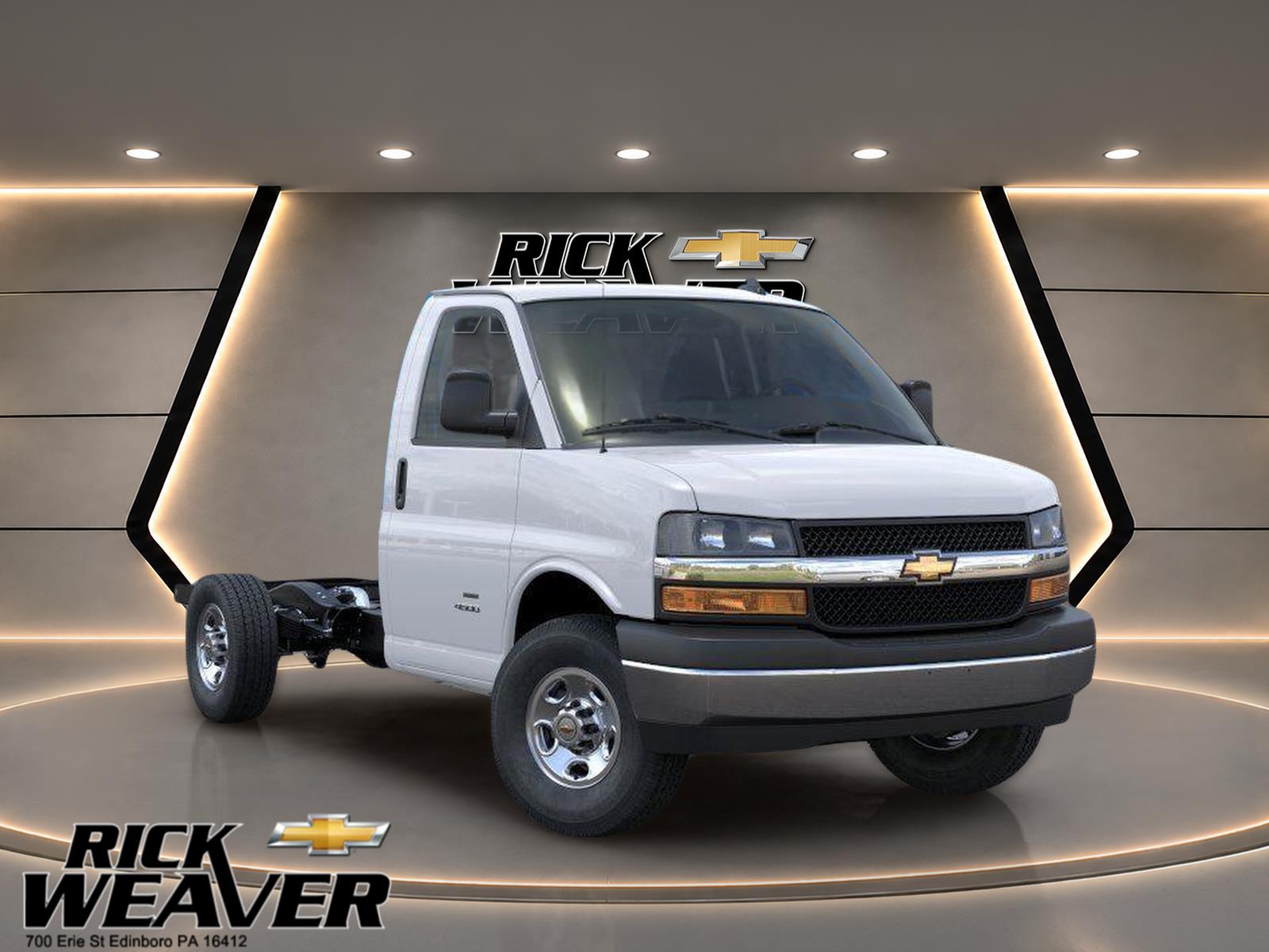 2026 Chevrolet Express Cutaway 3500 VAN 139 - 0