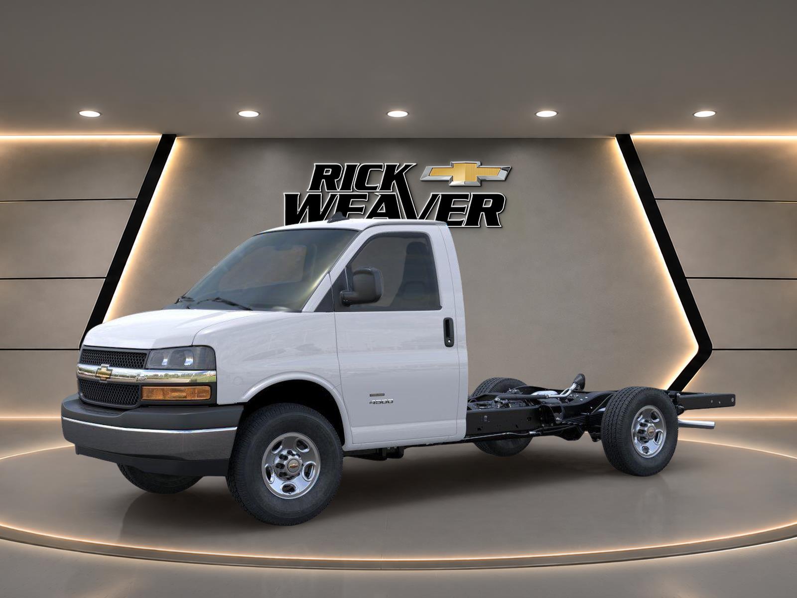 2026 Chevrolet Express Cutaway 3500 VAN 139 - 1