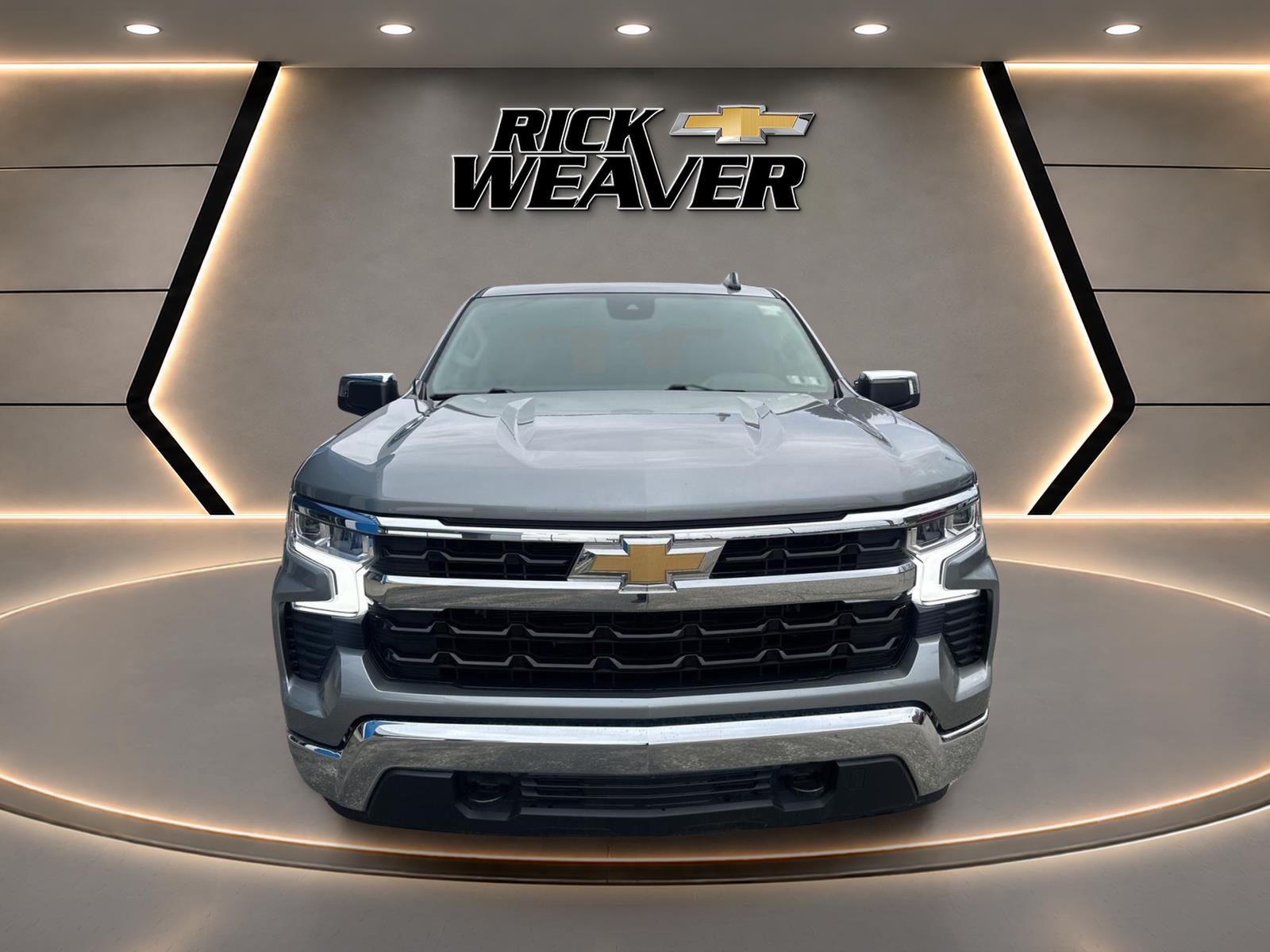 2024 Chevrolet Silverado 1500 LT - 2