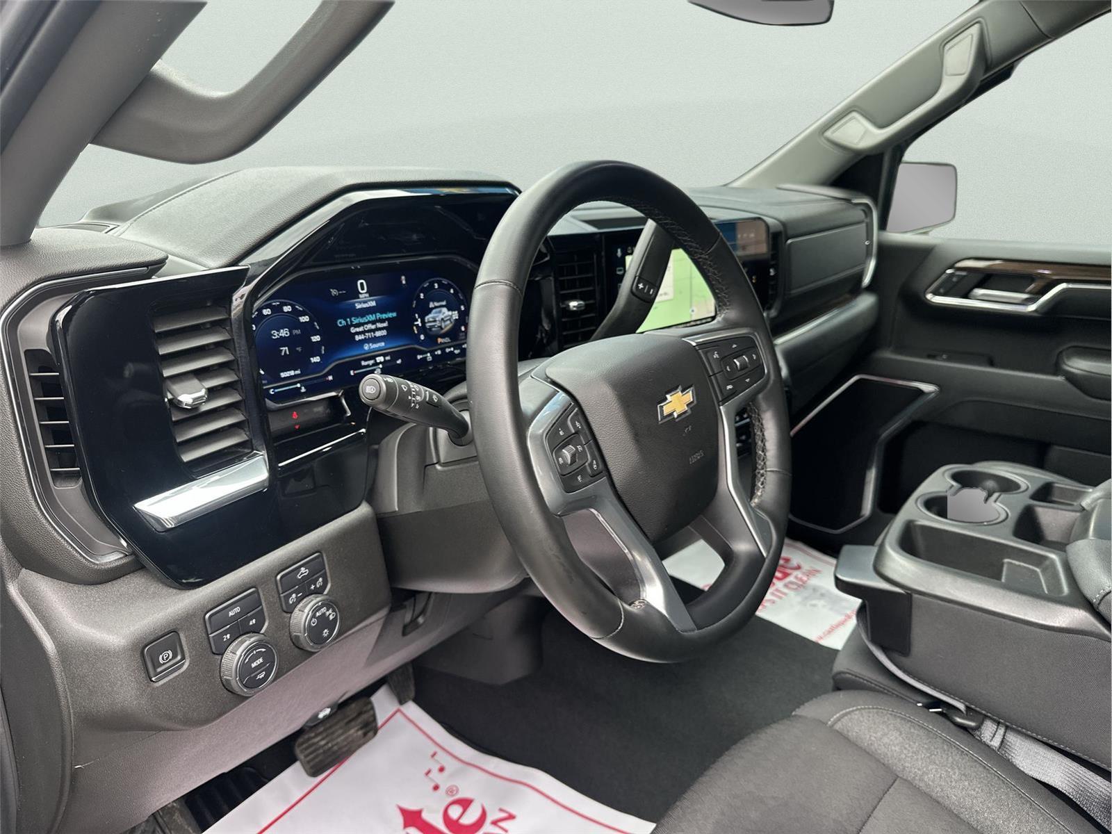 2024 Chevrolet Silverado 1500 LT - 9