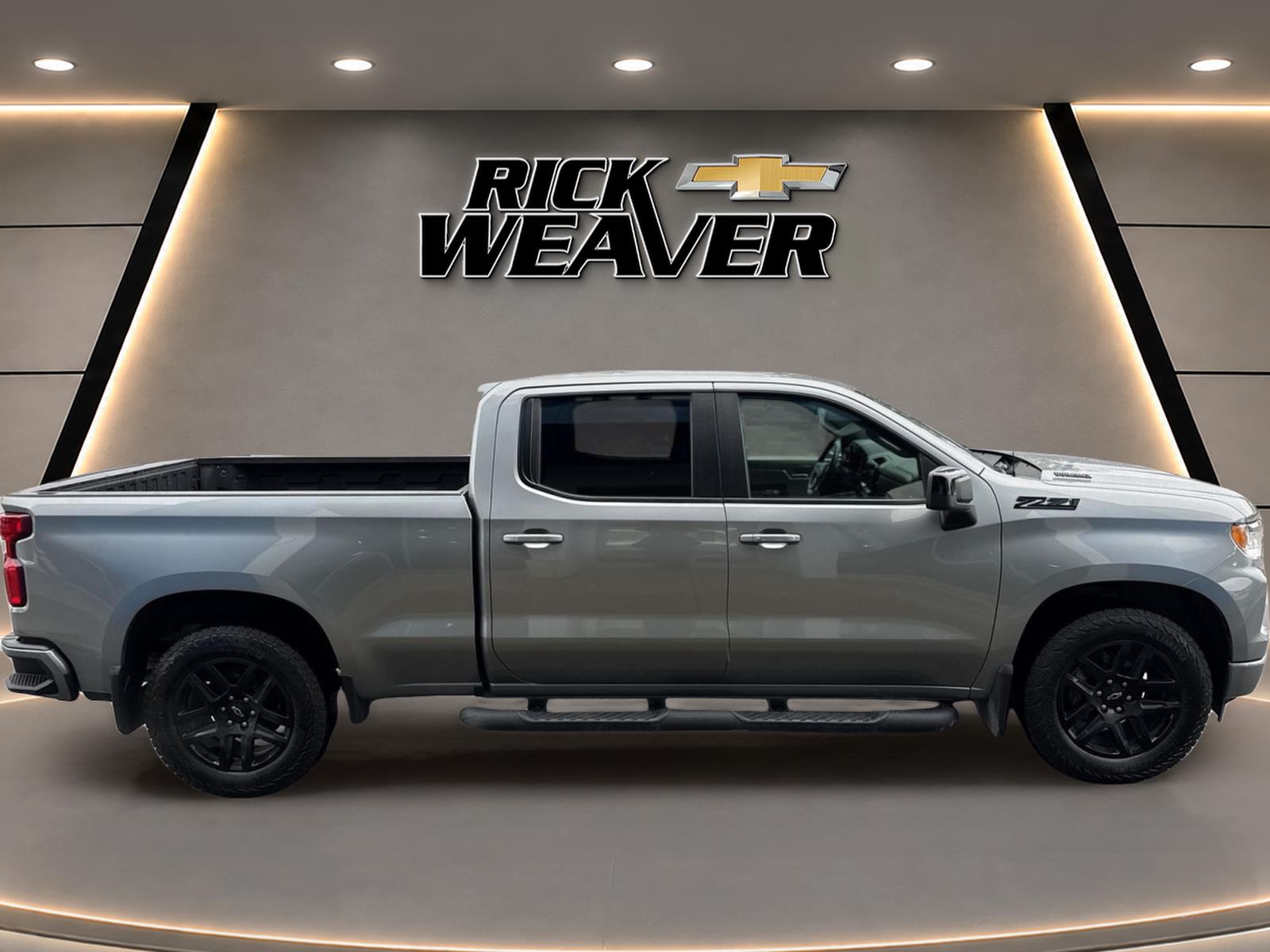 2023 Chevrolet Silverado 1500 RST - 8