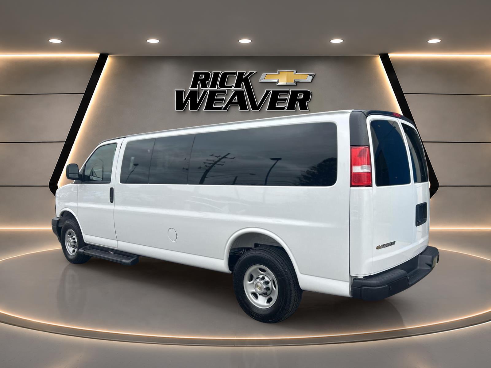 2025 Chevrolet Express Cargo Van RWD 2500 155 - 5