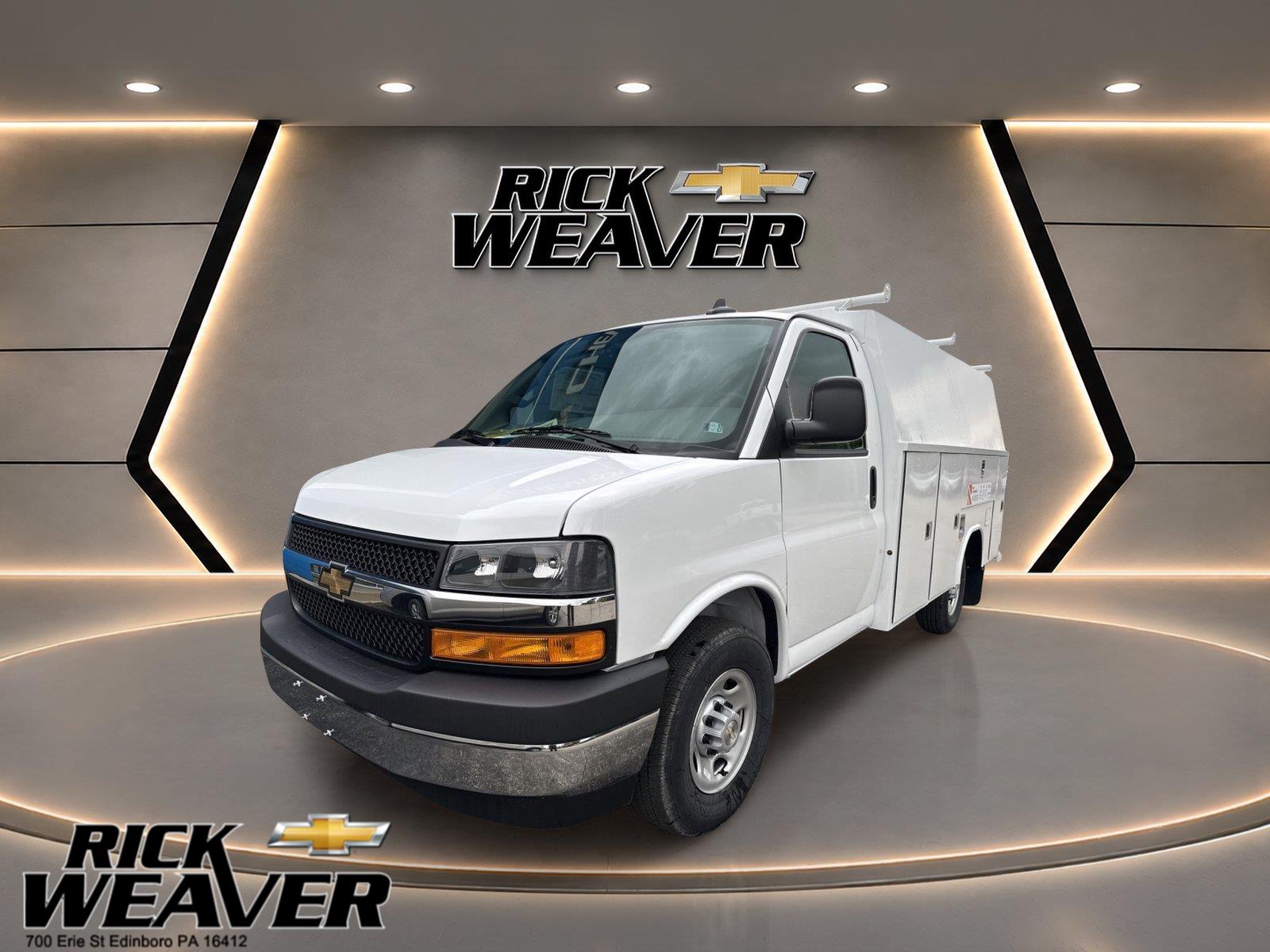 2026 Chevrolet Express Cutaway 3500 VAN 139 - 0