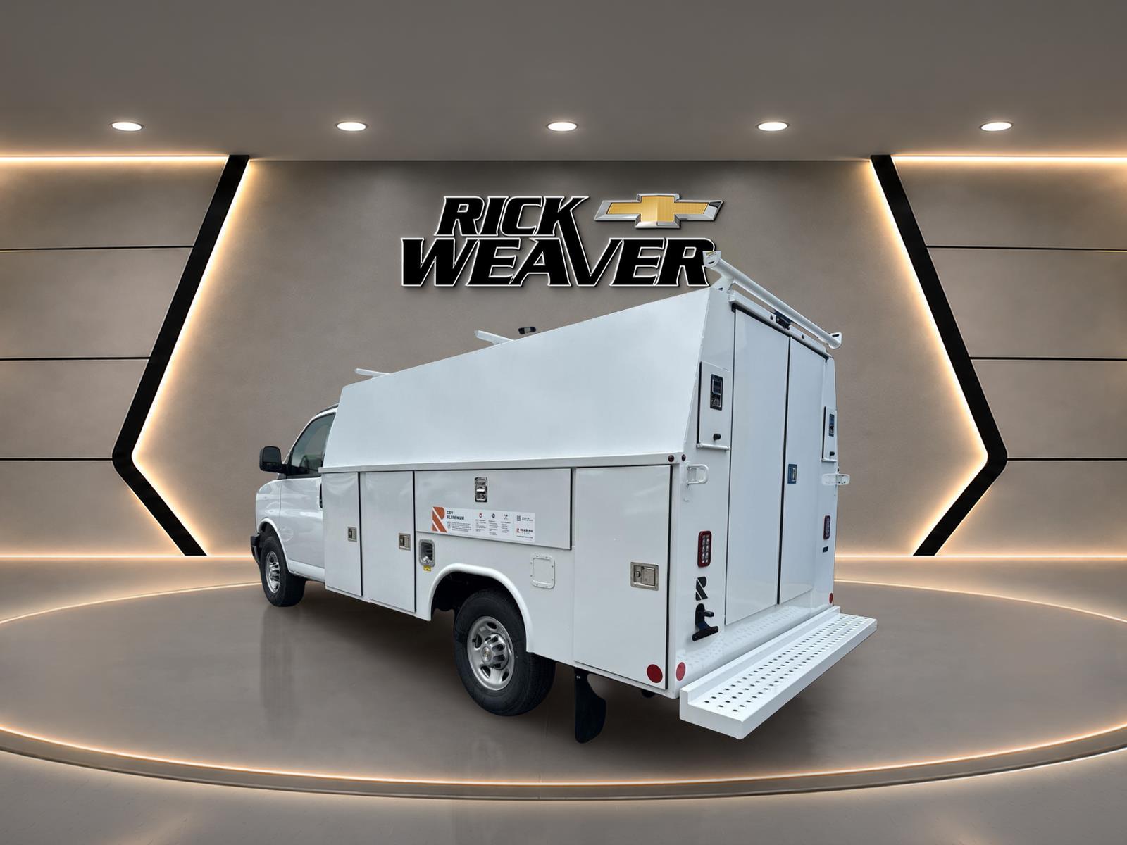 2026 Chevrolet Express Cutaway 3500 VAN 139 - 5