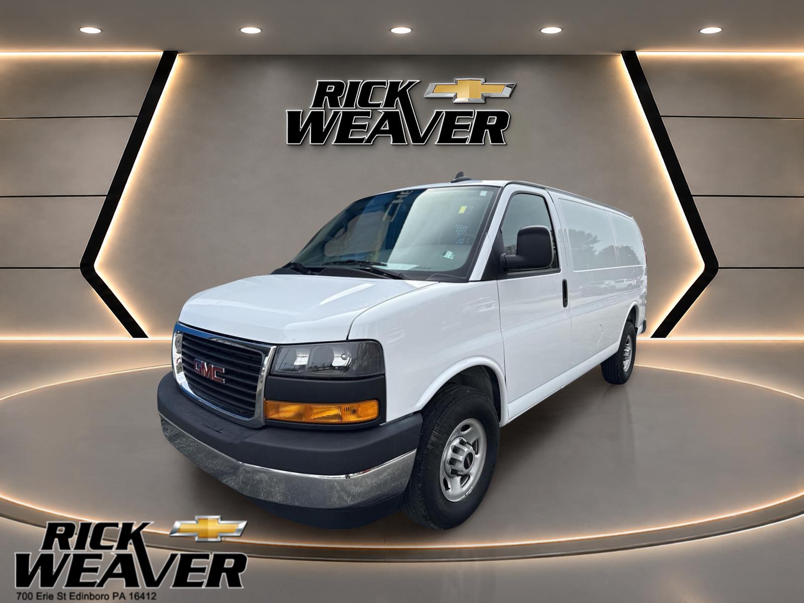 2024 GMC Savana Cargo Van TK - 0
