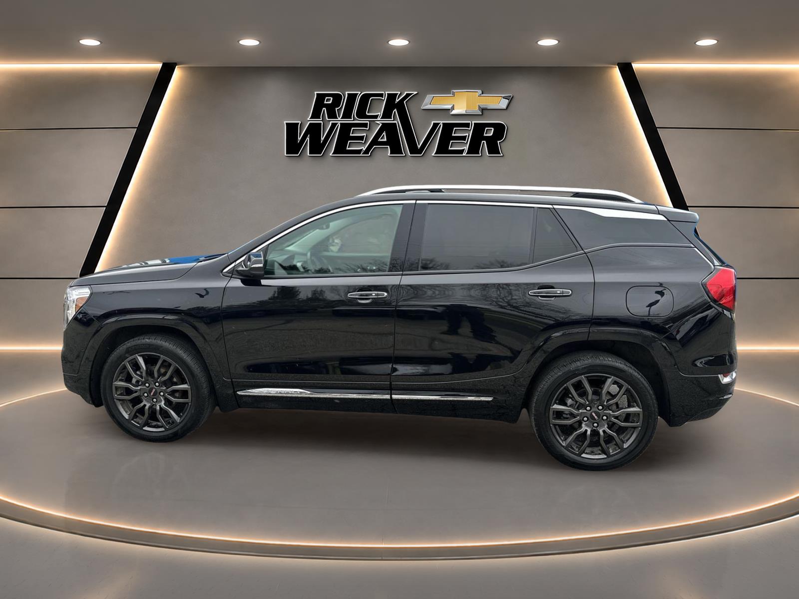 2024 GMC Terrain Denali - 4