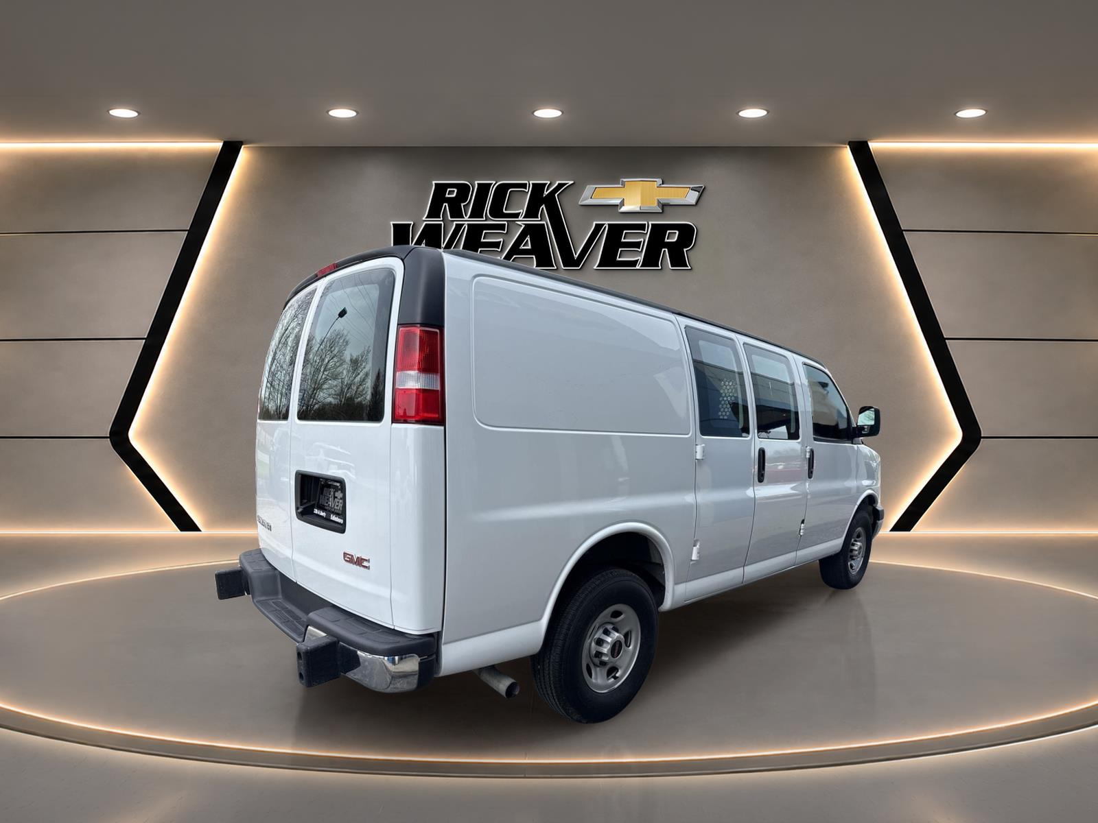 2024 GMC Savana Cargo Van TK - 7