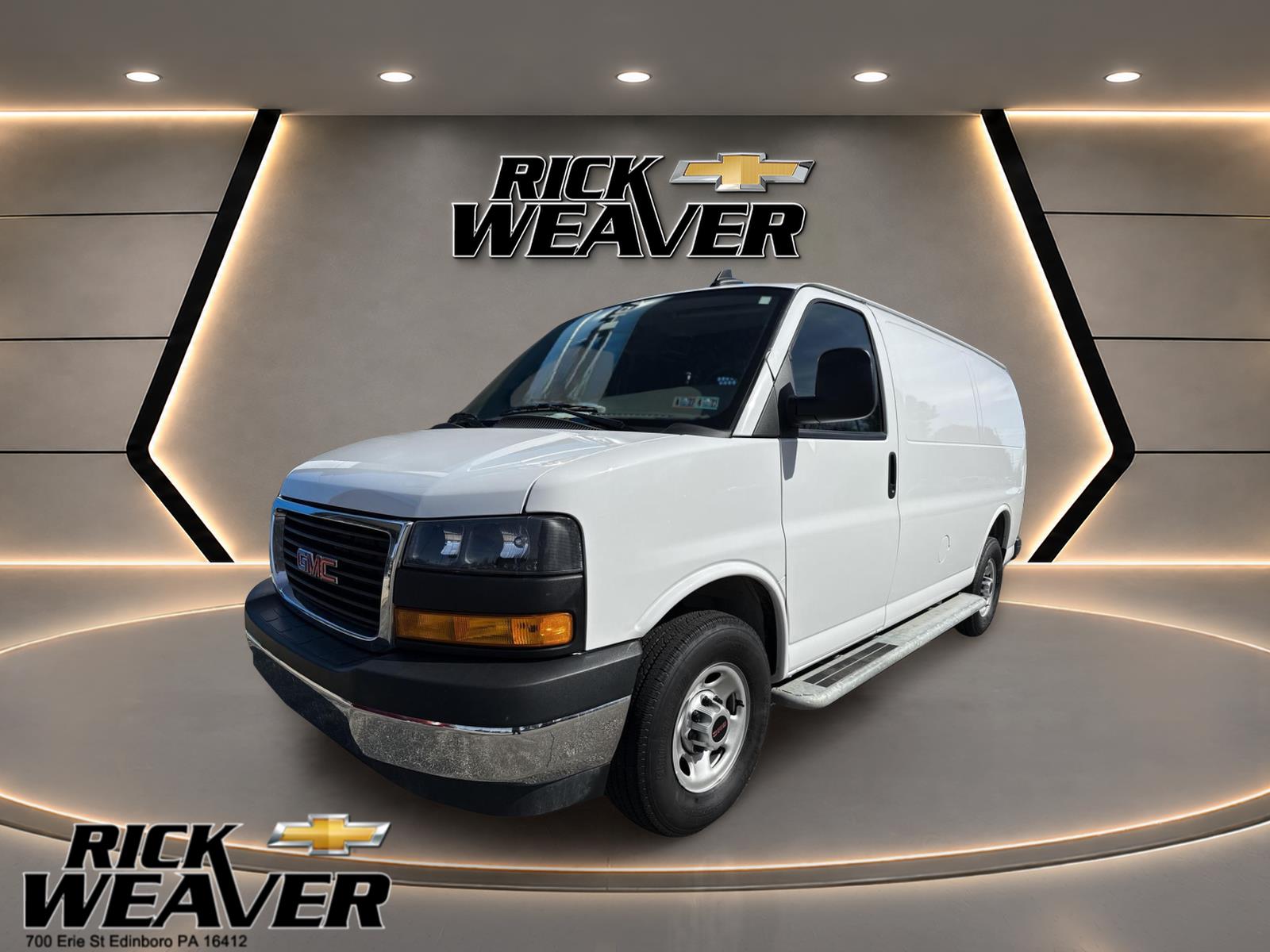 2024 GMC Savana Cargo Van TK - 0