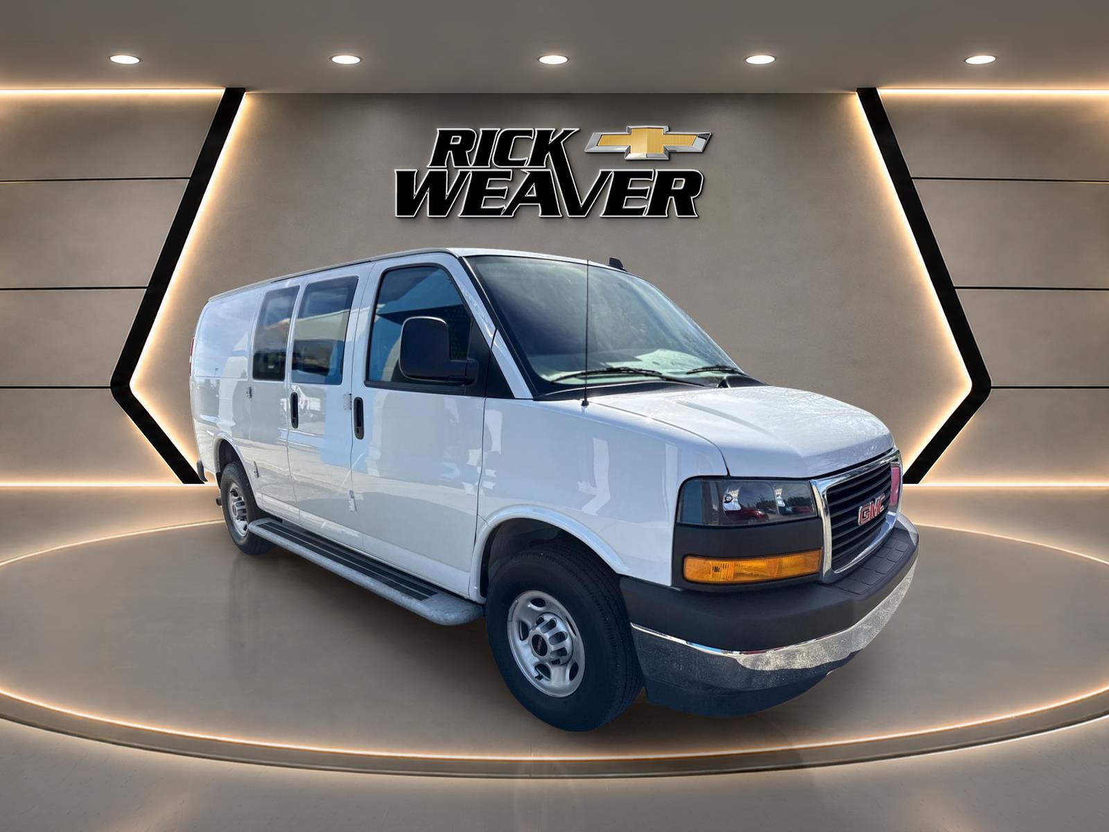 2024 GMC Savana Cargo Van TK - 1