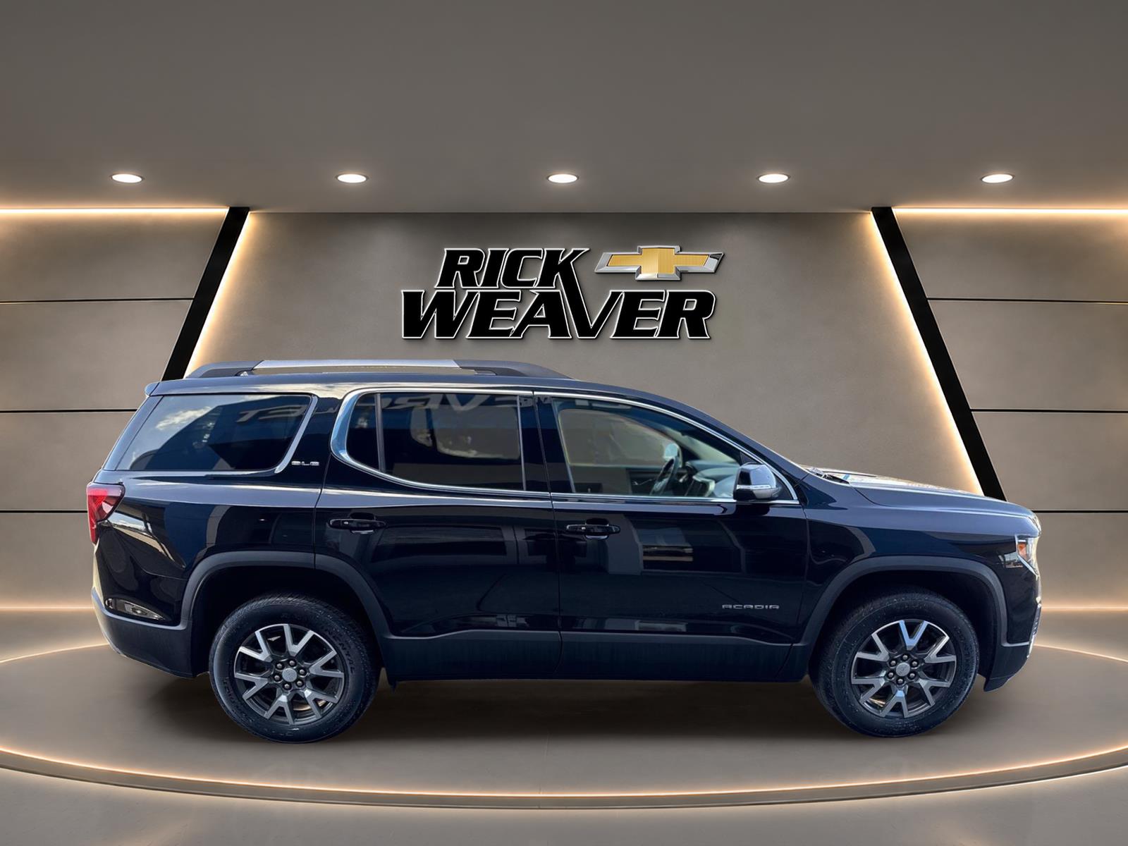 2023 GMC Acadia SLE at Altoona Honda