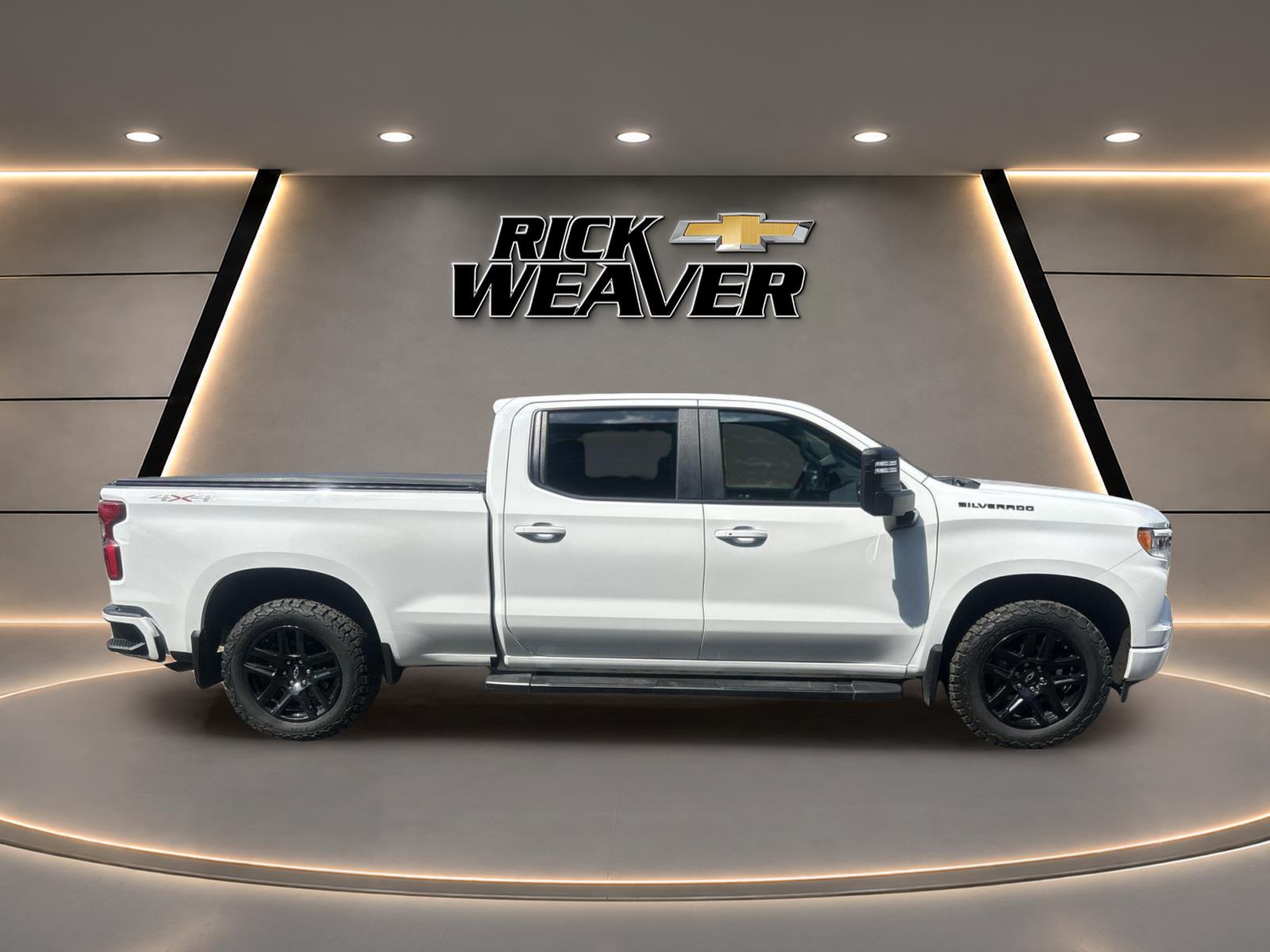 2023 Chevrolet Silverado 1500 RST - 8
