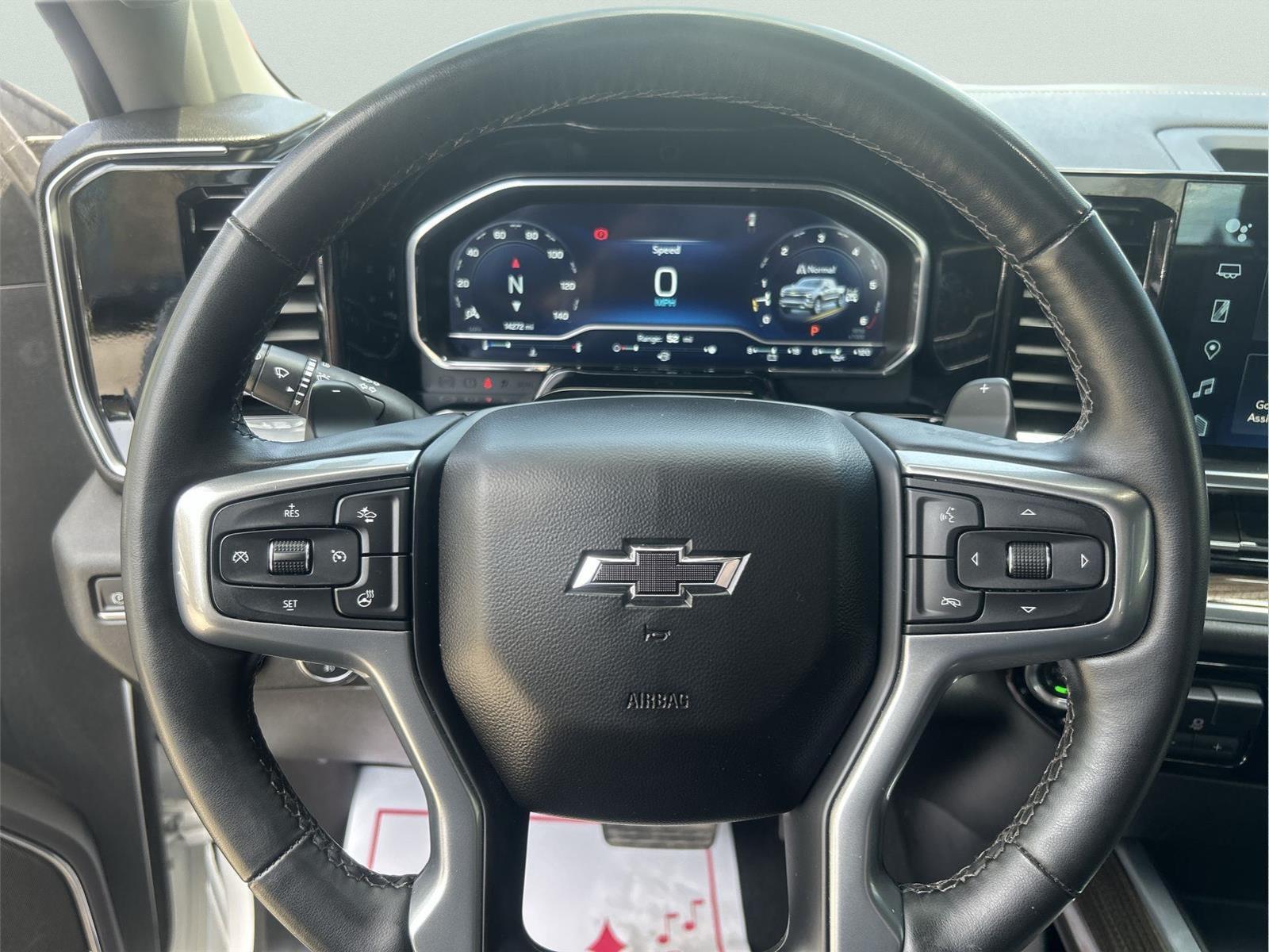 2023 Chevrolet Silverado 1500 RST - 10