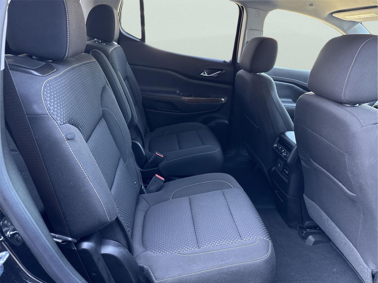2023 GMC Acadia SLE at Altoona Honda