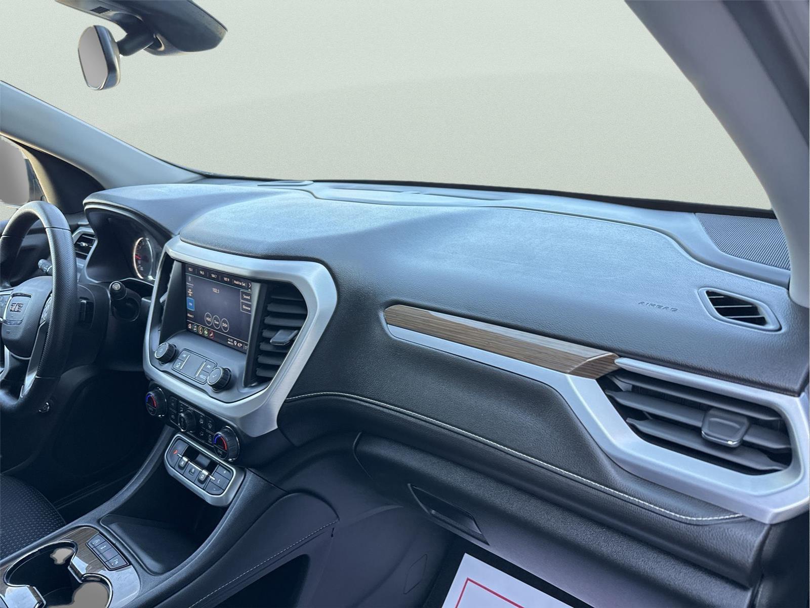 2023 GMC Acadia SLE at Altoona Honda