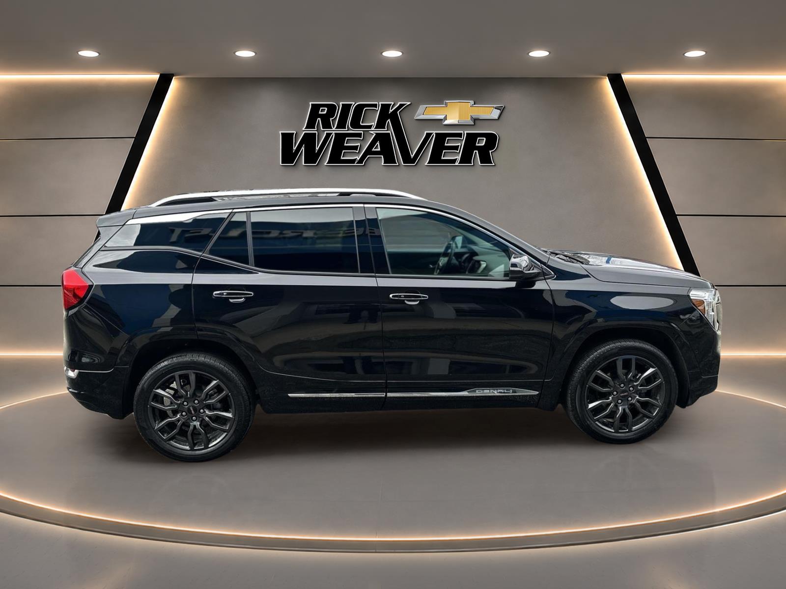 2024 GMC Terrain Denali - 8