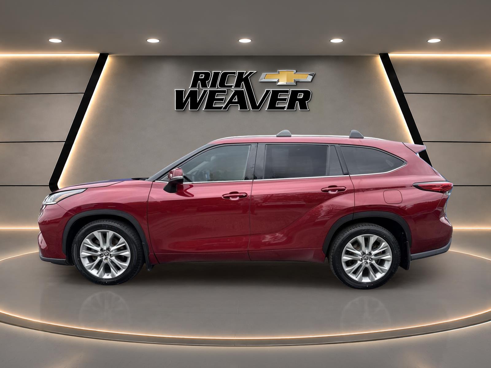 2020 Toyota Highlander Limited at Baglier Buick GMC Mazda