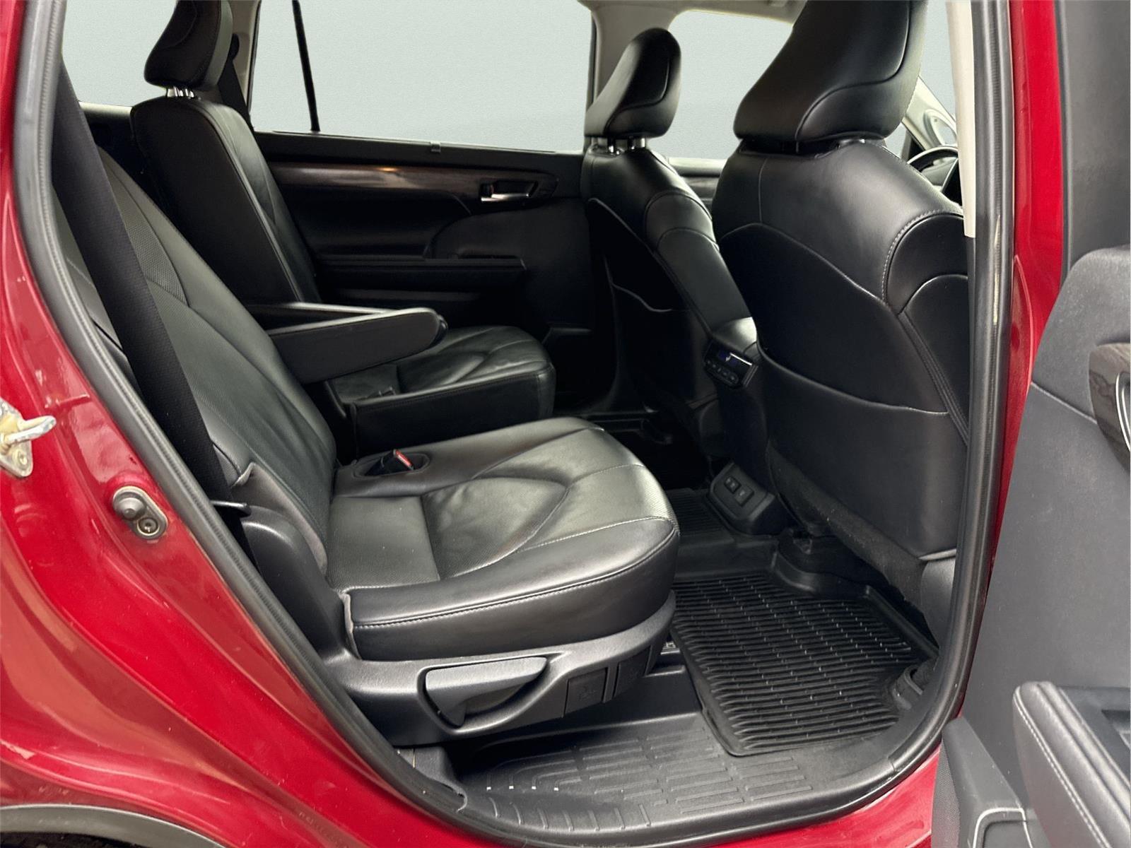 2020 Toyota Highlander Limited at Baglier Buick GMC Mazda