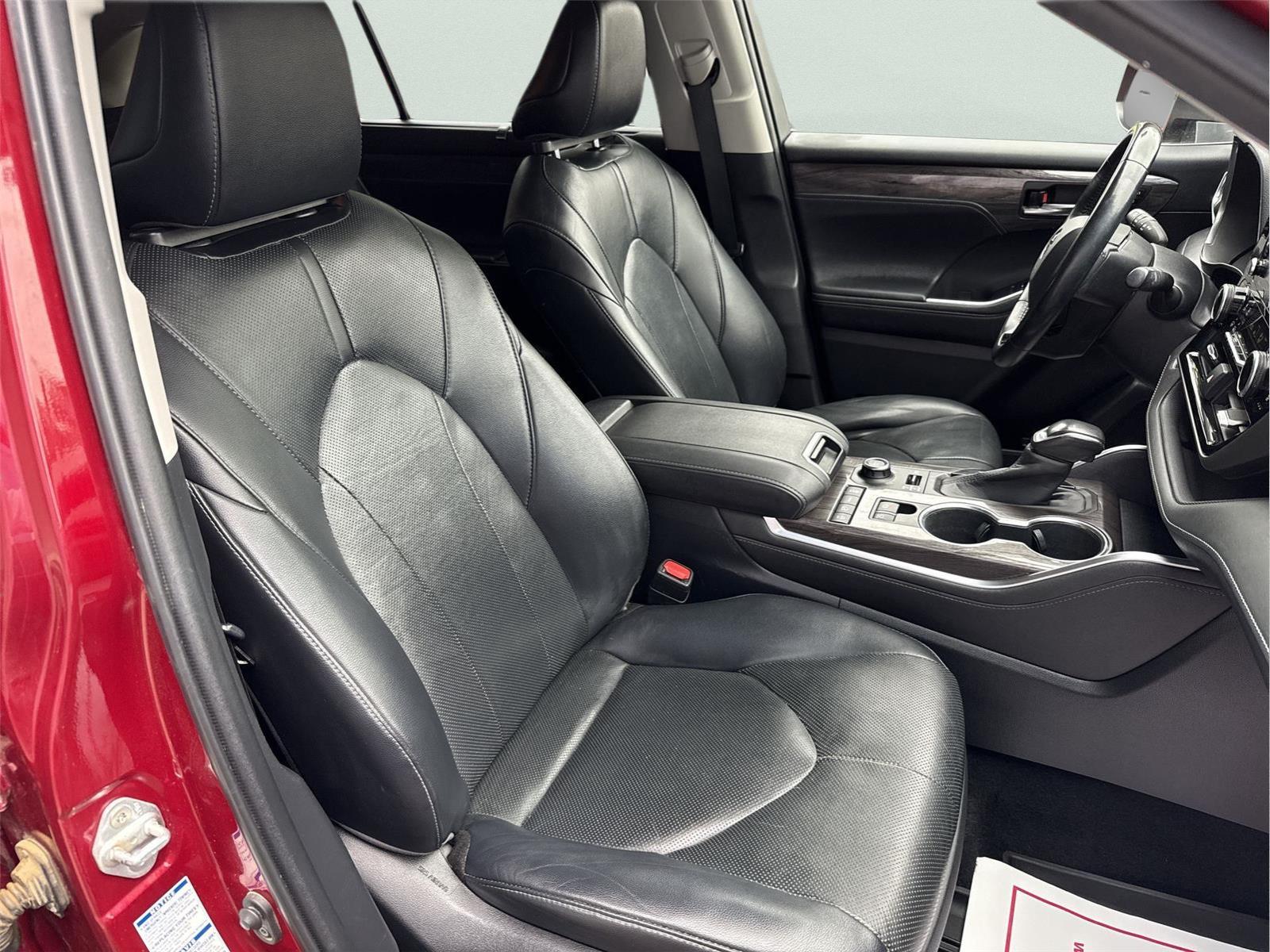 2020 Toyota Highlander Limited at Baglier Buick GMC Mazda