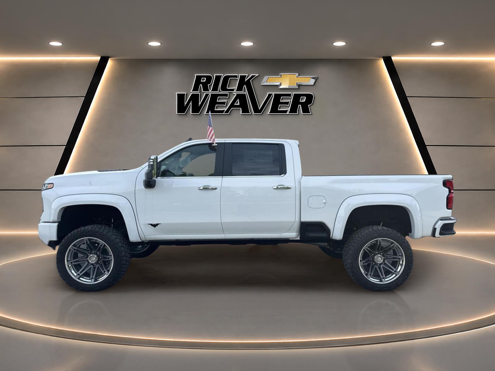 2025 Chevrolet Silverado 2500HD LT - 4