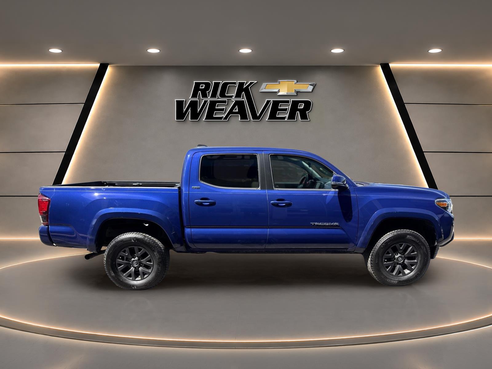 2022 Toyota Tacoma SR5 - 8