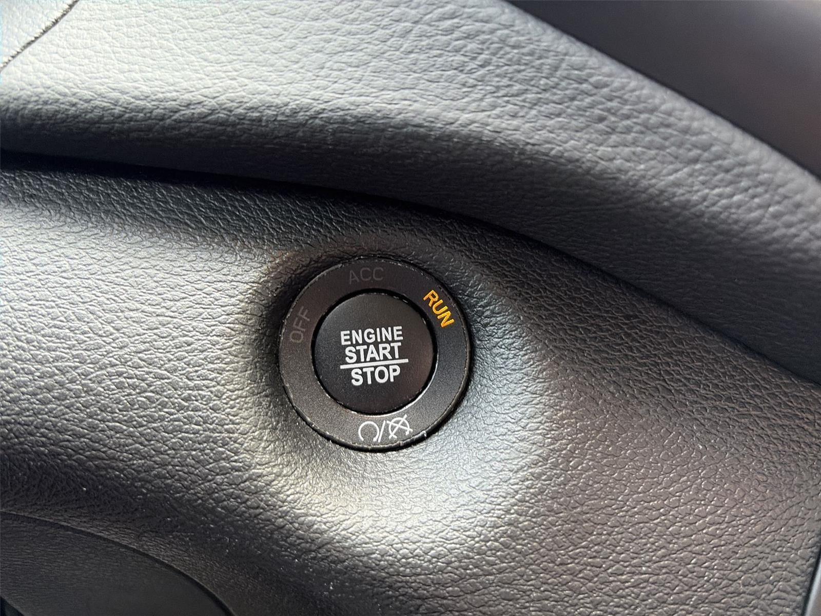 2019 Jeep Cherokee Altitude at Rick Weaver Chevrolet