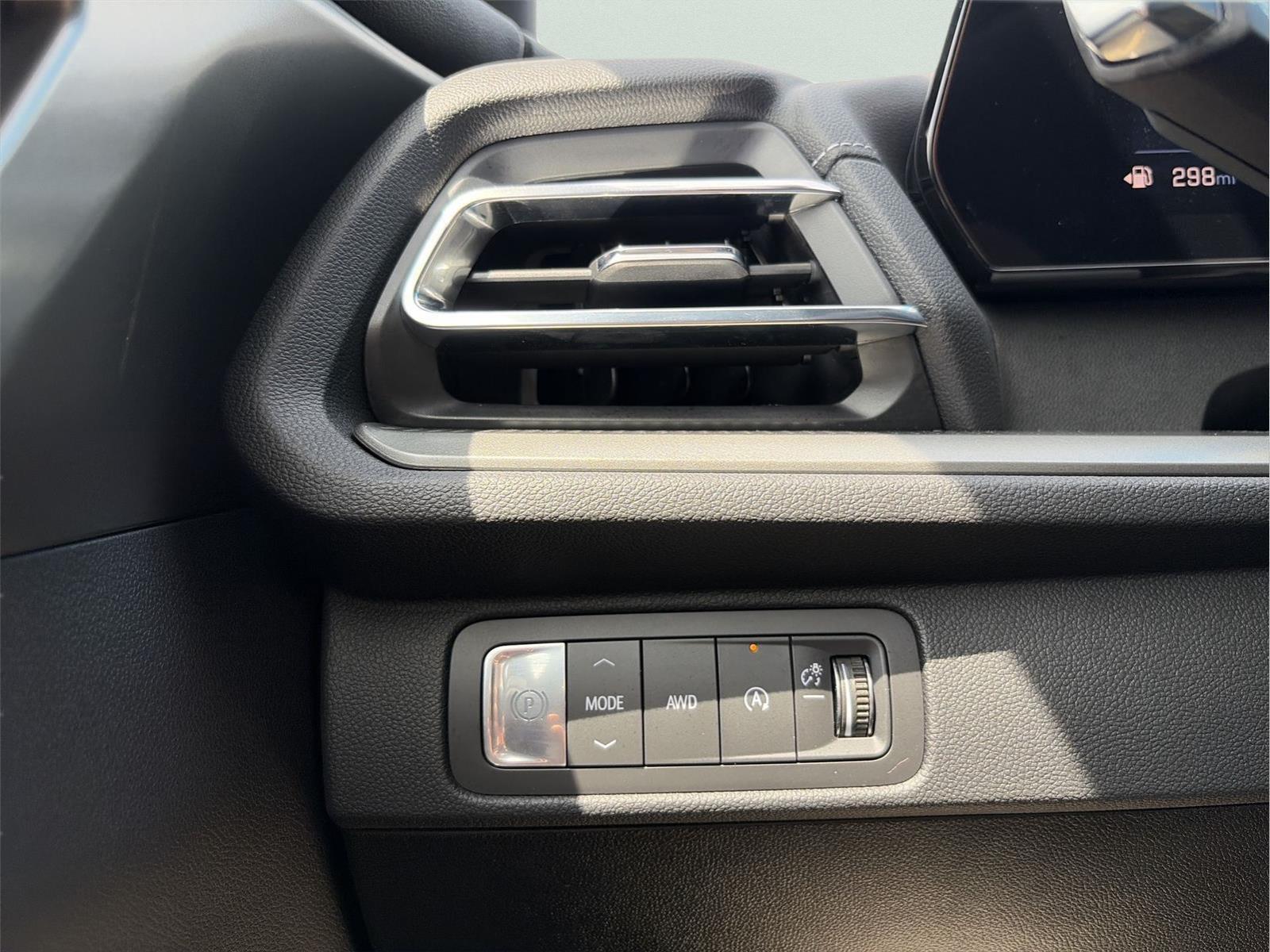 2025 Chevrolet Traverse AWD LT at Rick Weaver Chevrolet