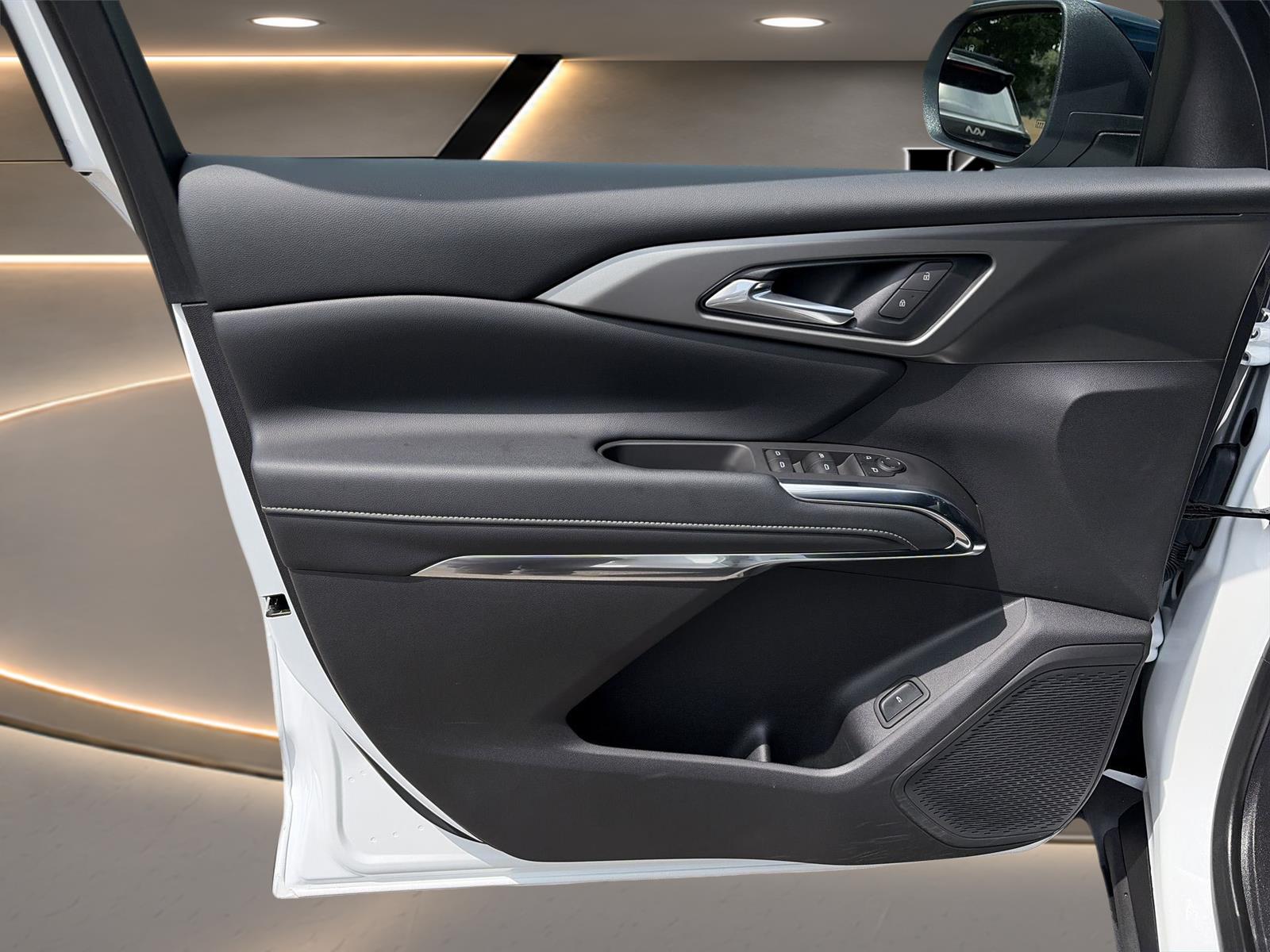 2025 Chevrolet Traverse AWD LT at Rick Weaver Chevrolet