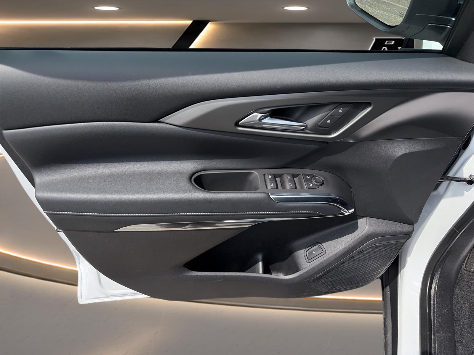 2025 Chevrolet Traverse AWD LT at Rick Weaver Chevrolet