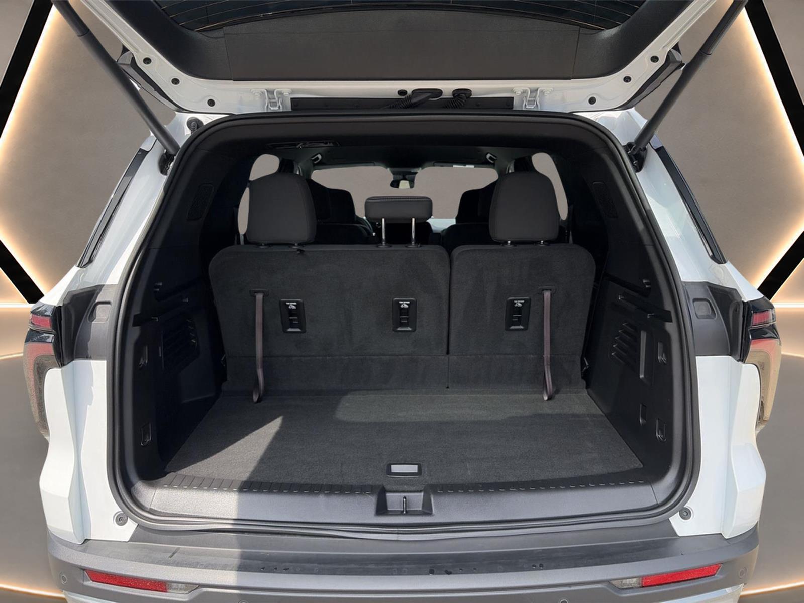 2025 Chevrolet Traverse AWD LT at Rick Weaver Chevrolet