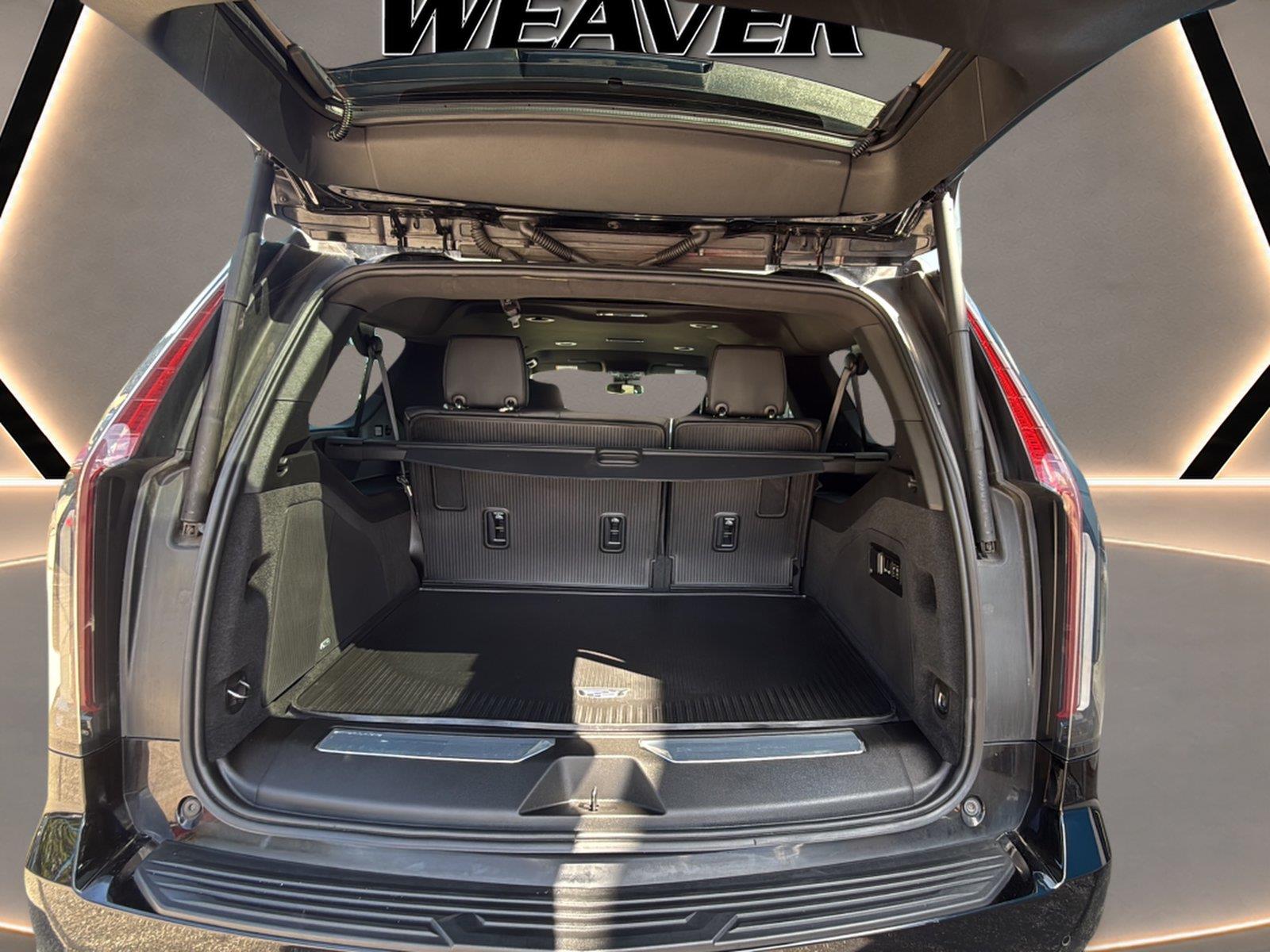 2022 Cadillac Escalade ESV Luxury at Braxton Motor Co