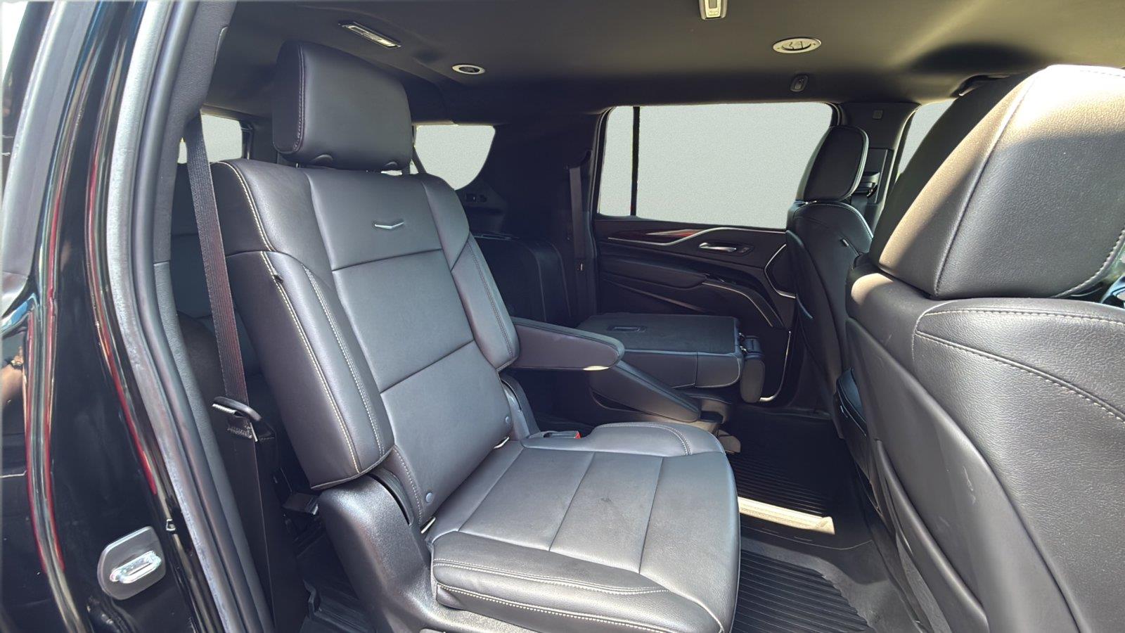 2022 Cadillac Escalade ESV Luxury at Braxton Motor Co
