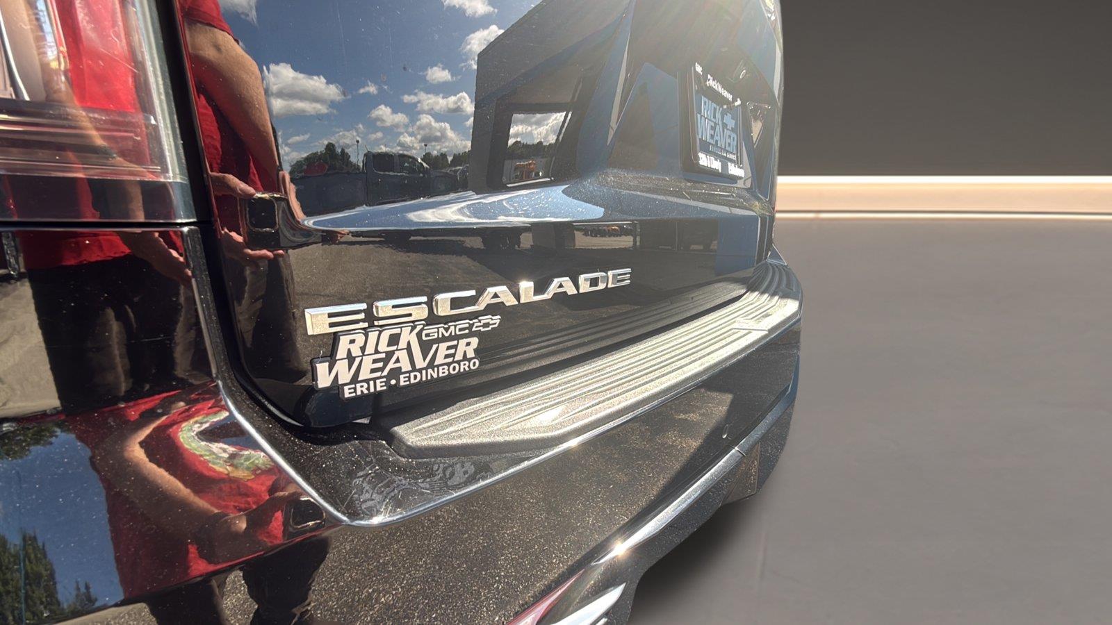 2022 Cadillac Escalade ESV Luxury at Braxton Motor Co
