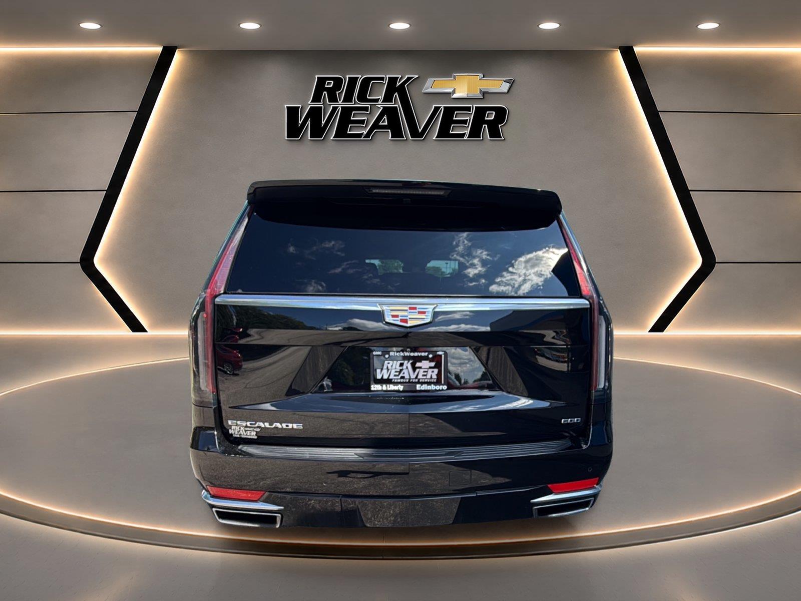 2022 Cadillac Escalade ESV Luxury at Braxton Motor Co