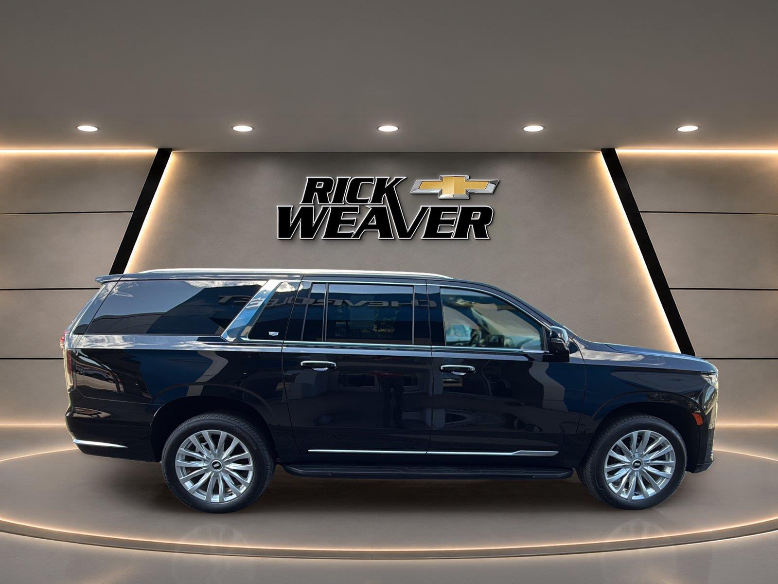 2022 Cadillac Escalade ESV Luxury at Braxton Motor Co