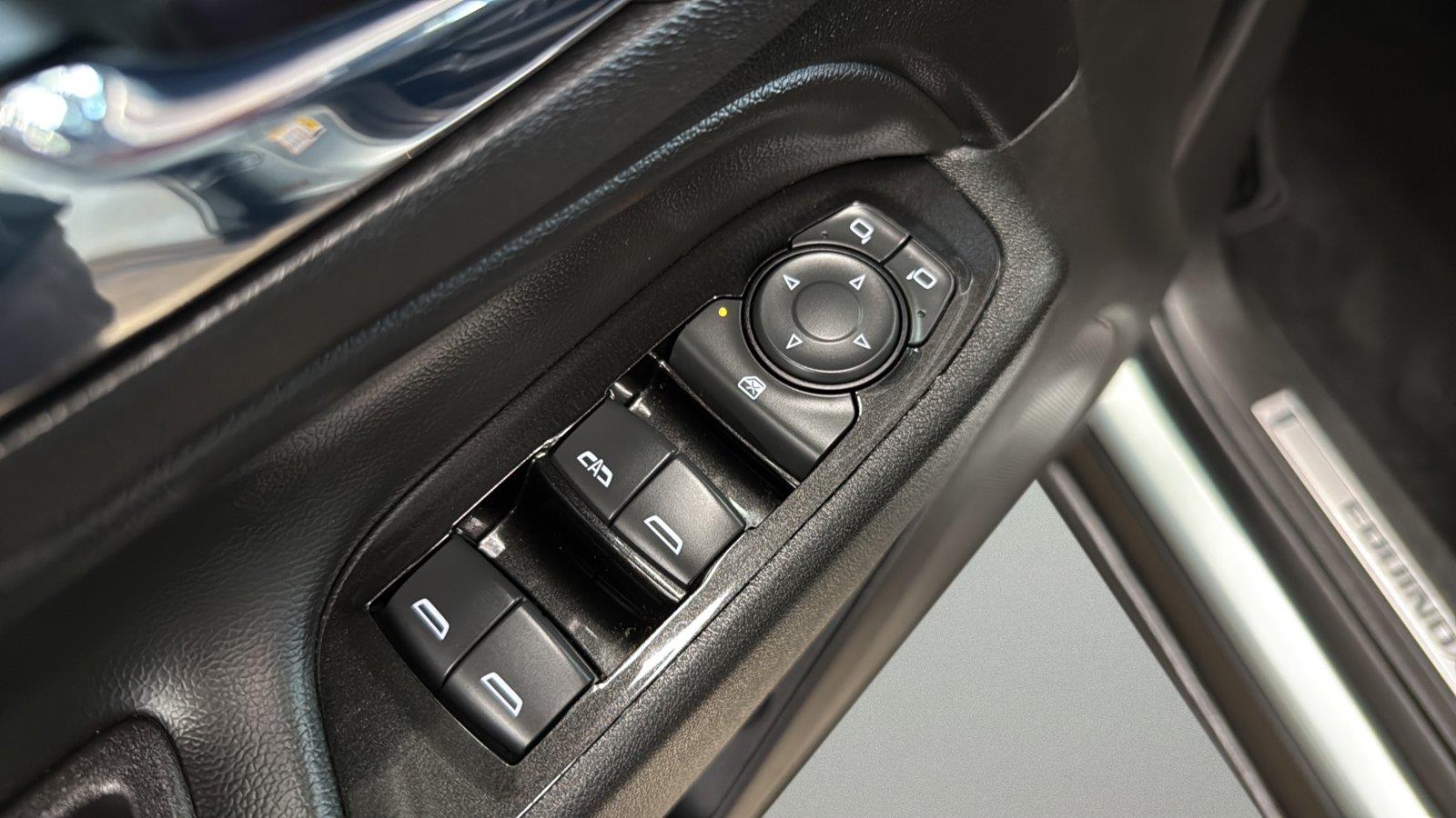 2022 Chevrolet Equinox Premier at Braxton Motor Co