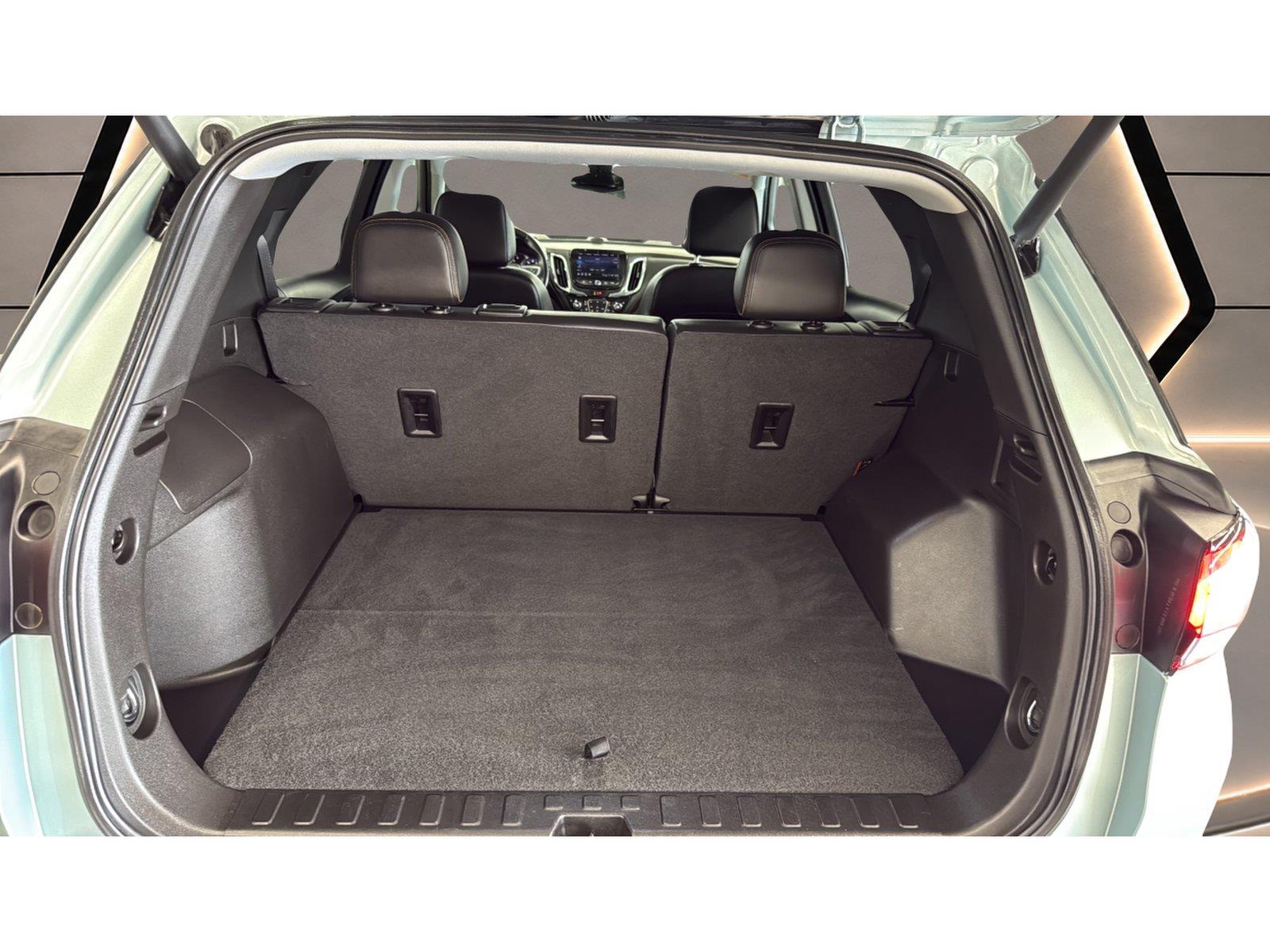 2022 Chevrolet Equinox Premier at Braxton Motor Co