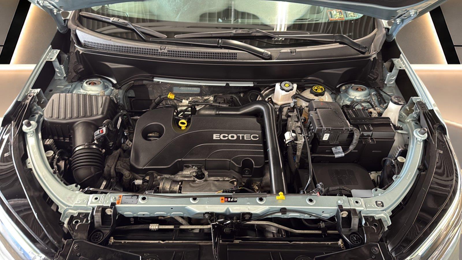 2022 Chevrolet Equinox Premier at Braxton Motor Co
