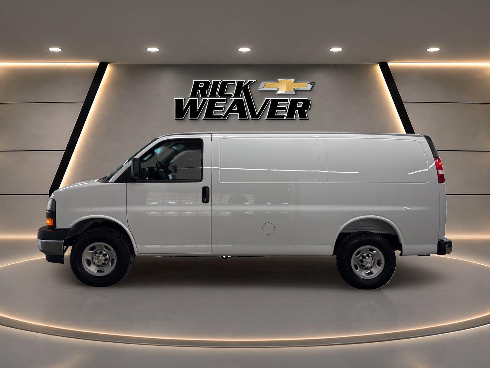 2025 Chevrolet Express Cargo Van RWD 2500 135 - 1