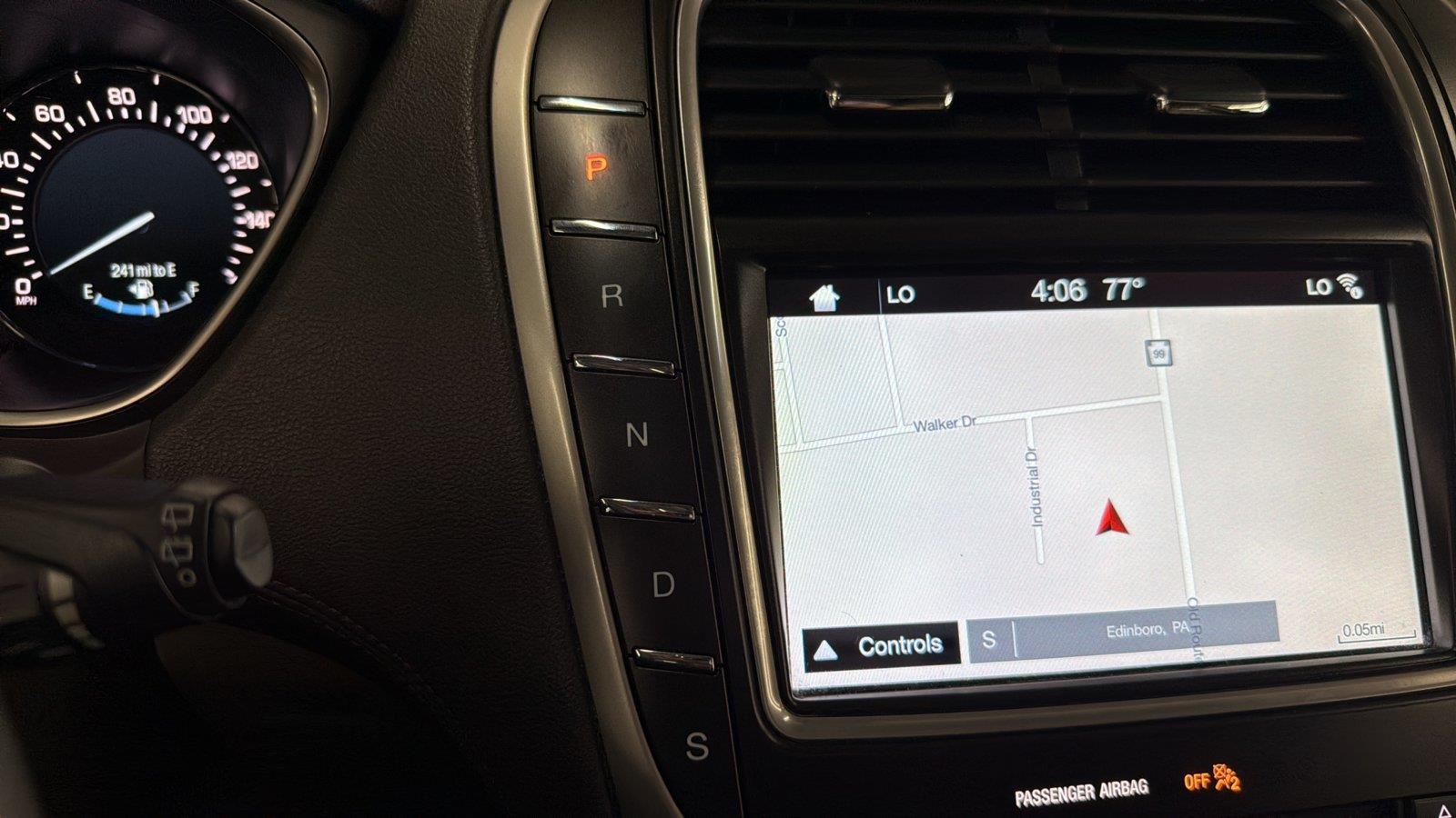 2017 LINCOLN MKX  at Diehl Automotive